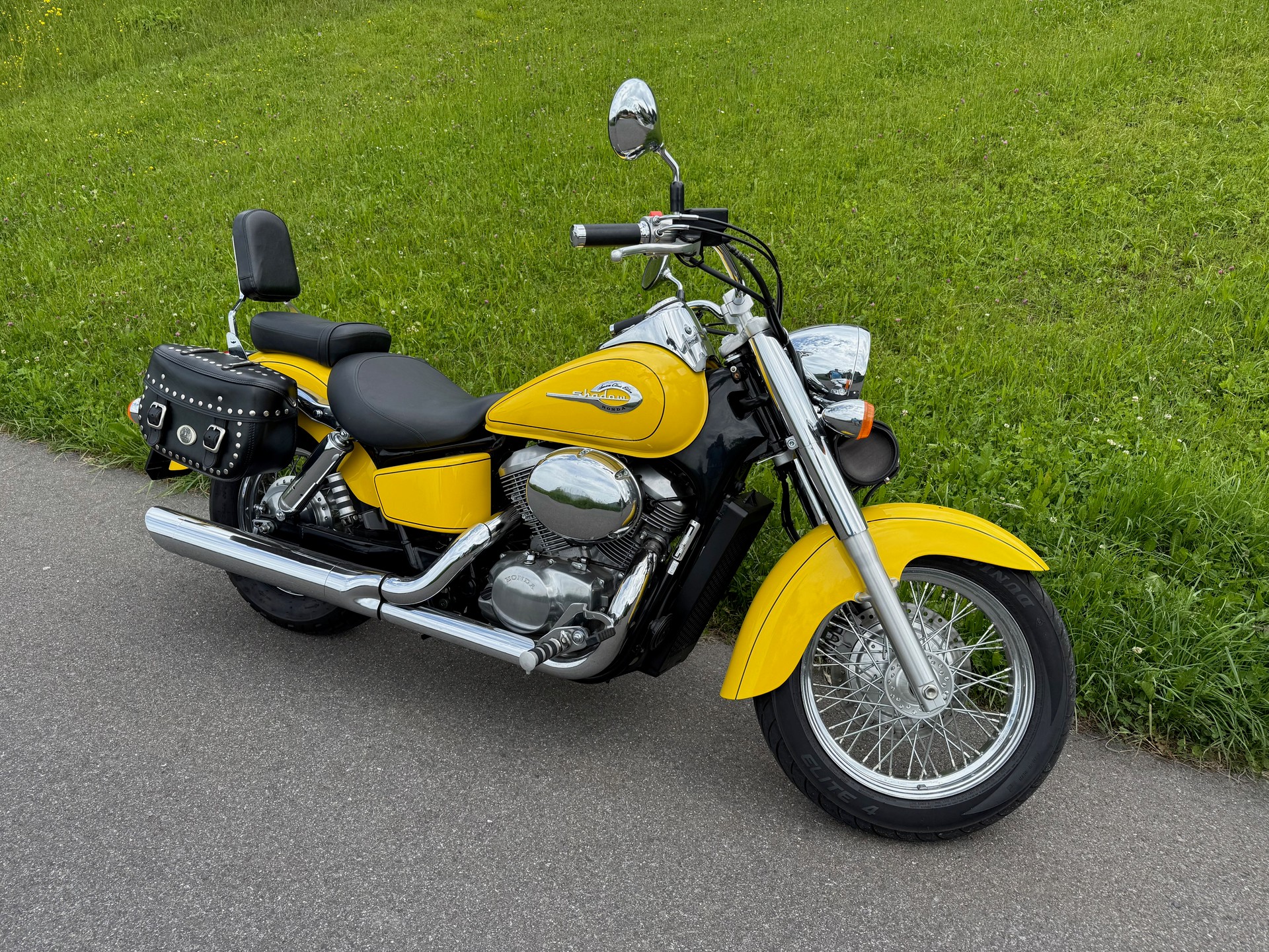 HONDA VT 750 C Shadow-image-1