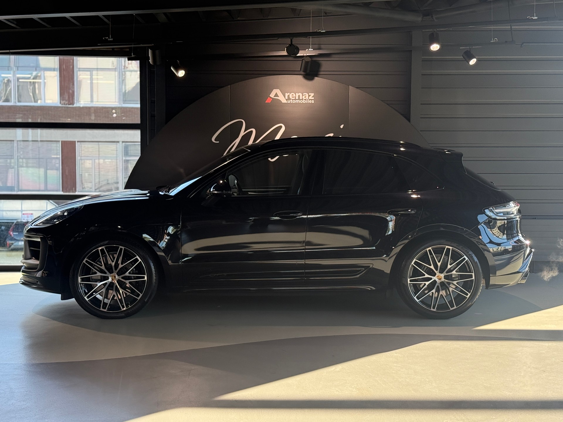PORSCHE Macan GTS PDK-image-4