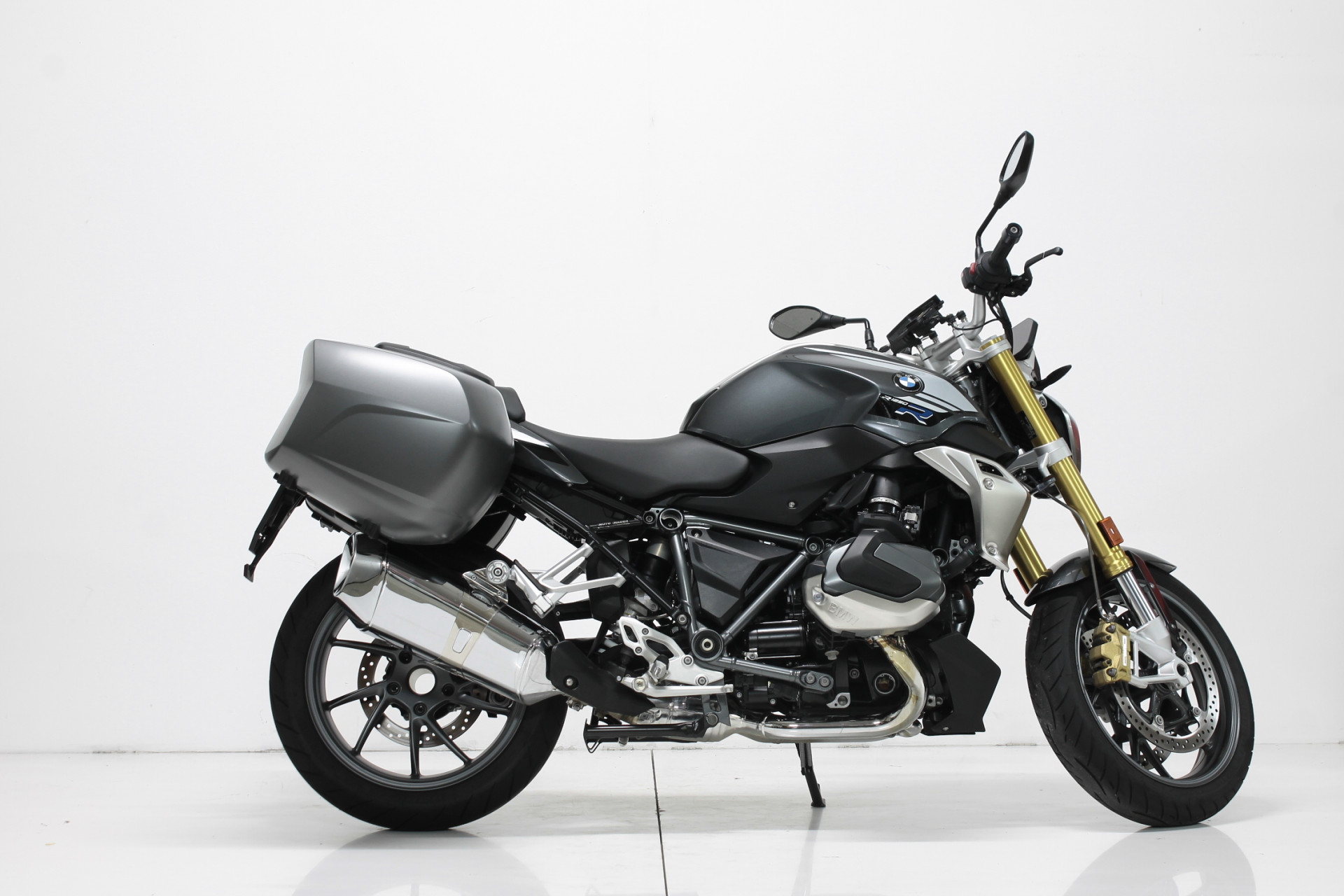 BMW R 1250 R Exclusive-image-5