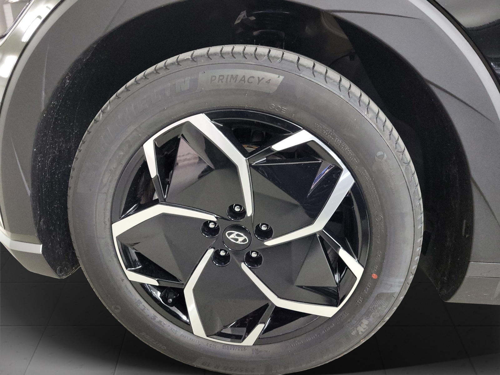 HYUNDAI Ioniq 5 Amplia 4WD-image-8