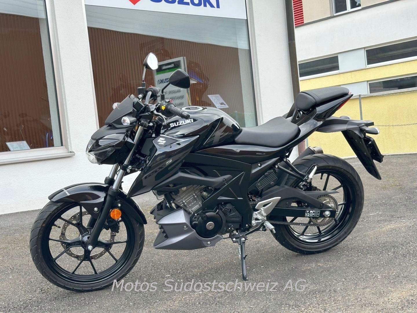 SUZUKI GSX S125-image-2