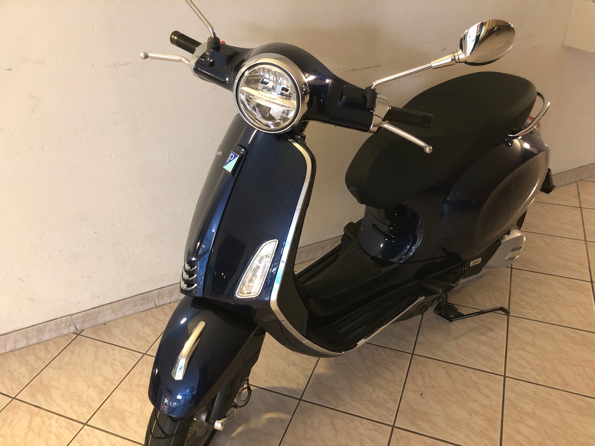 PIAGGIO Vespa 125 Primavera ABS-image-7