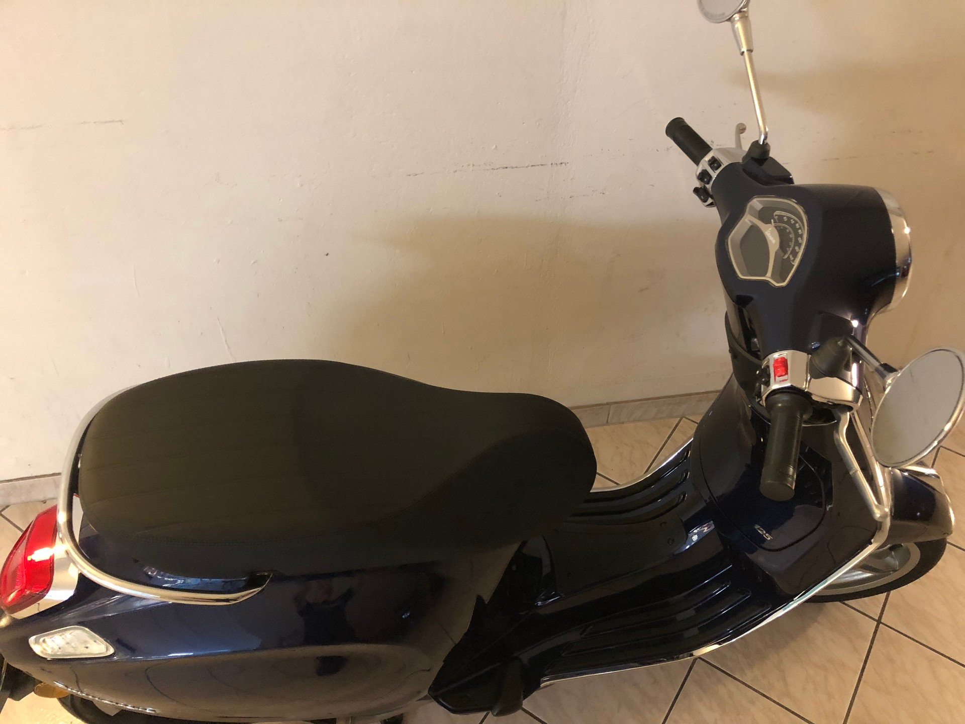 PIAGGIO Vespa 125 Primavera ABS-image-2