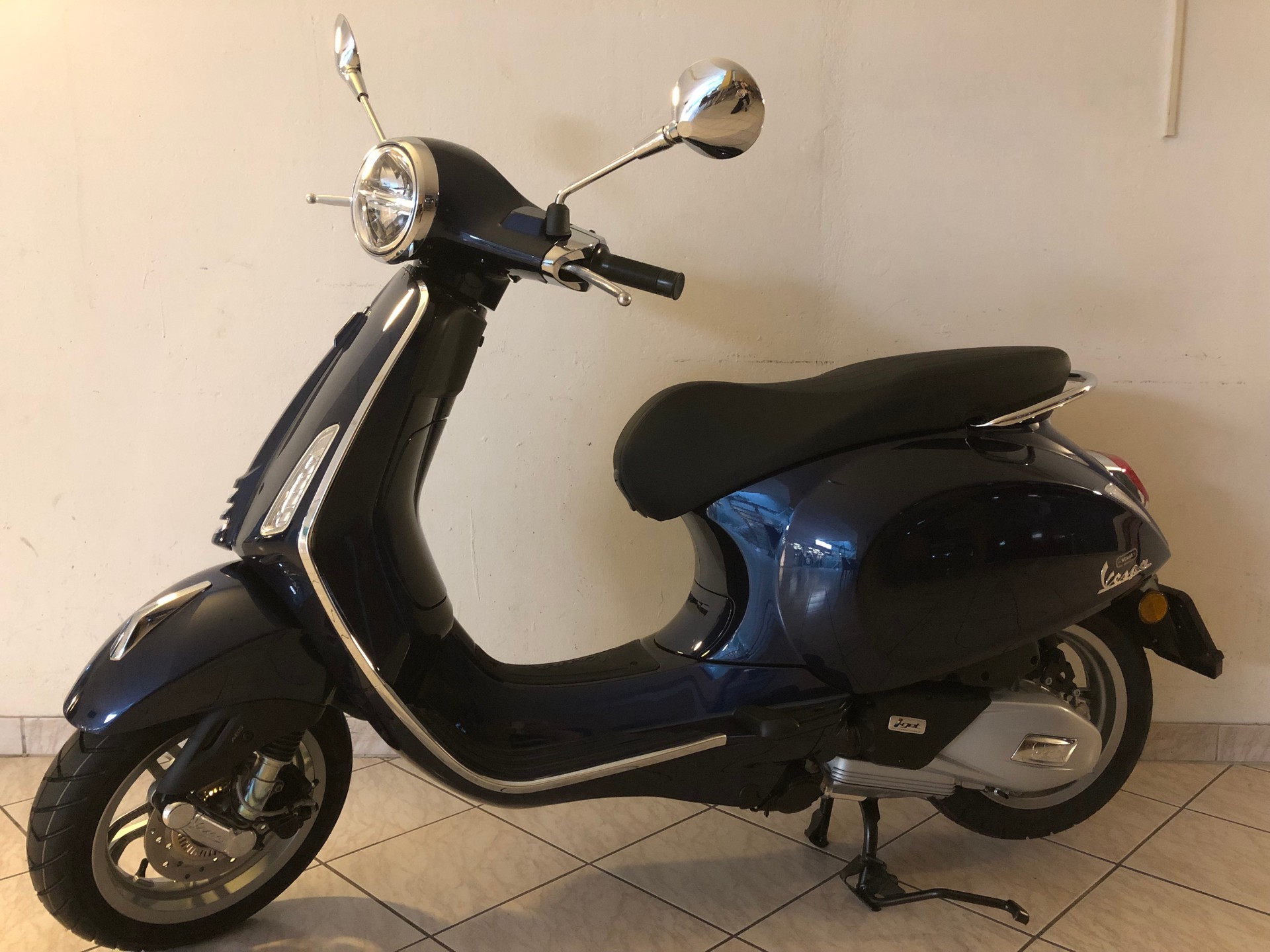 PIAGGIO Vespa 125 Primavera ABS-image-3