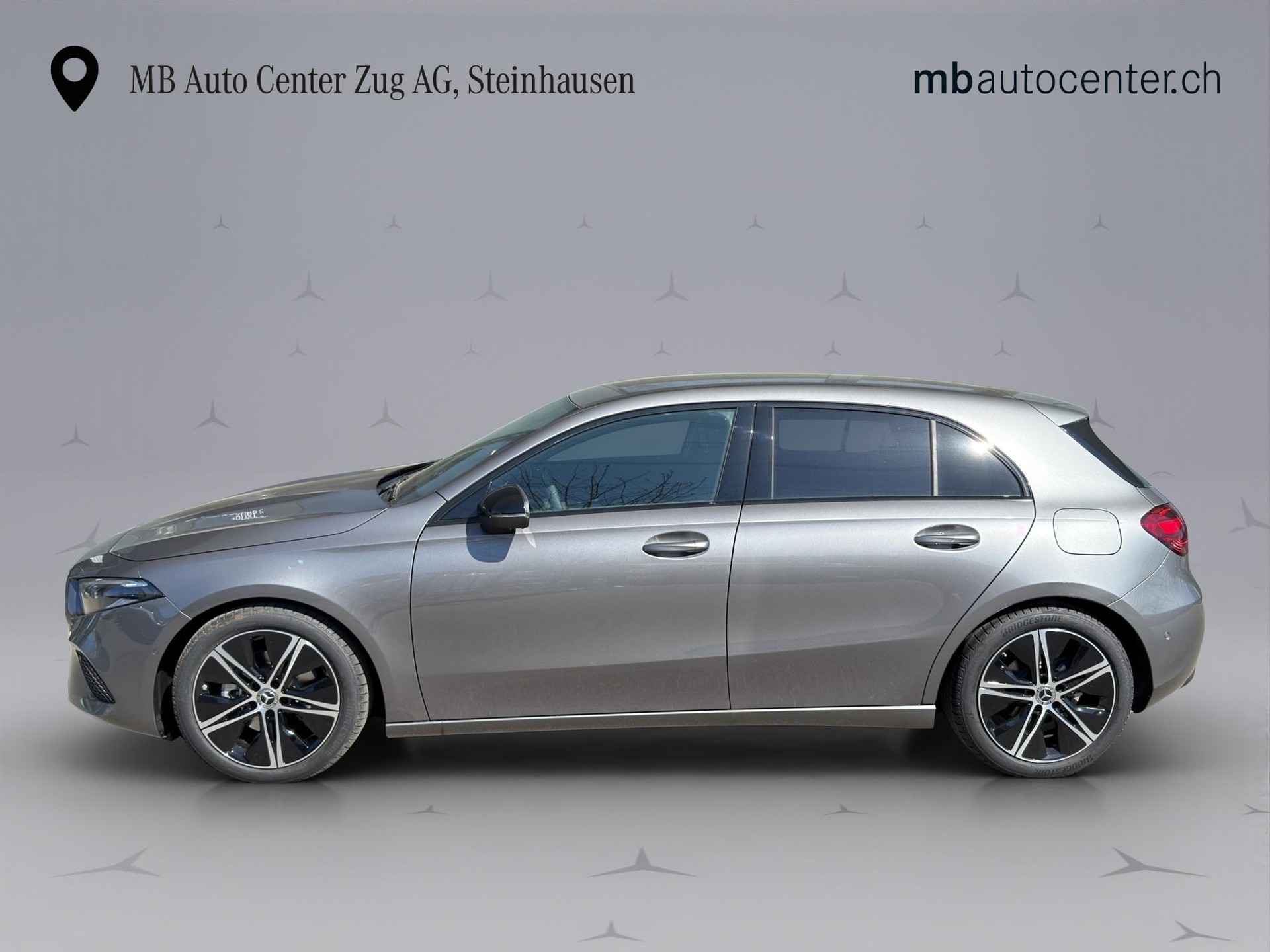 MERCEDES-BENZ A 180 Progressive-showroom-element-2