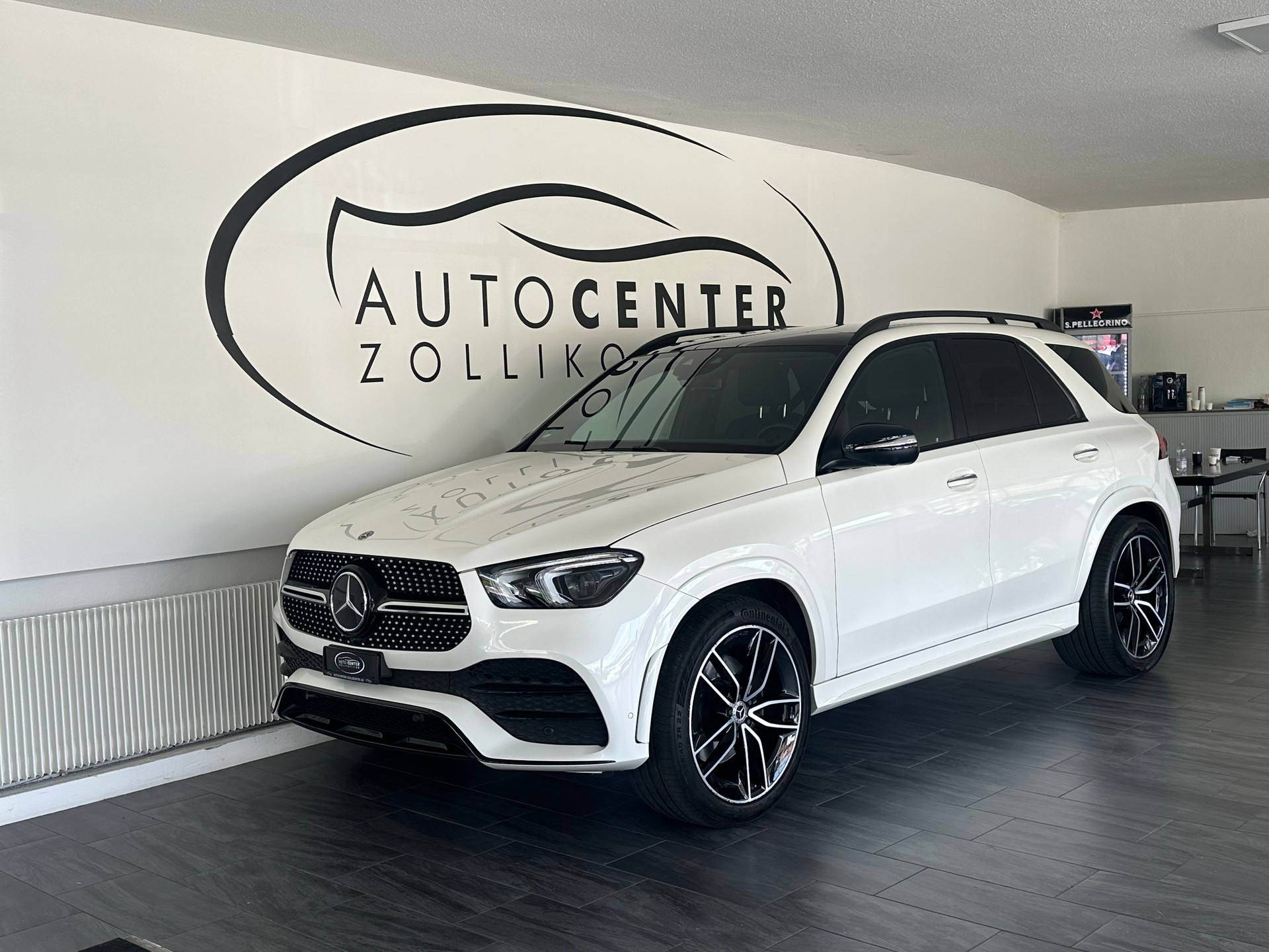 MERCEDES-BENZ GLE 400 d 4Matic AMG Line 9G-Tronic-showroom-element-2