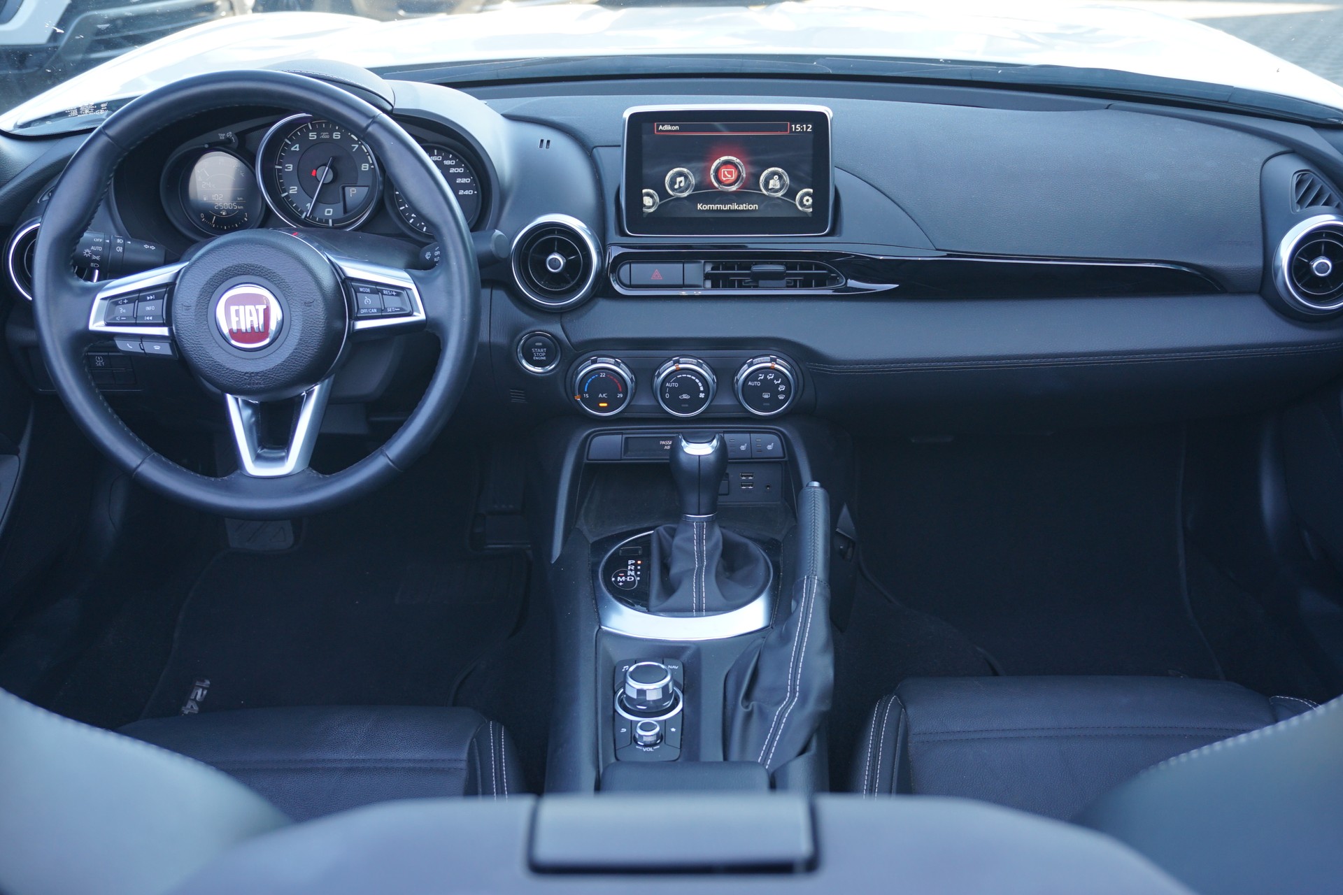 FIAT 124 Spider 1.4 TB Lusso Automat 140PS-image-29