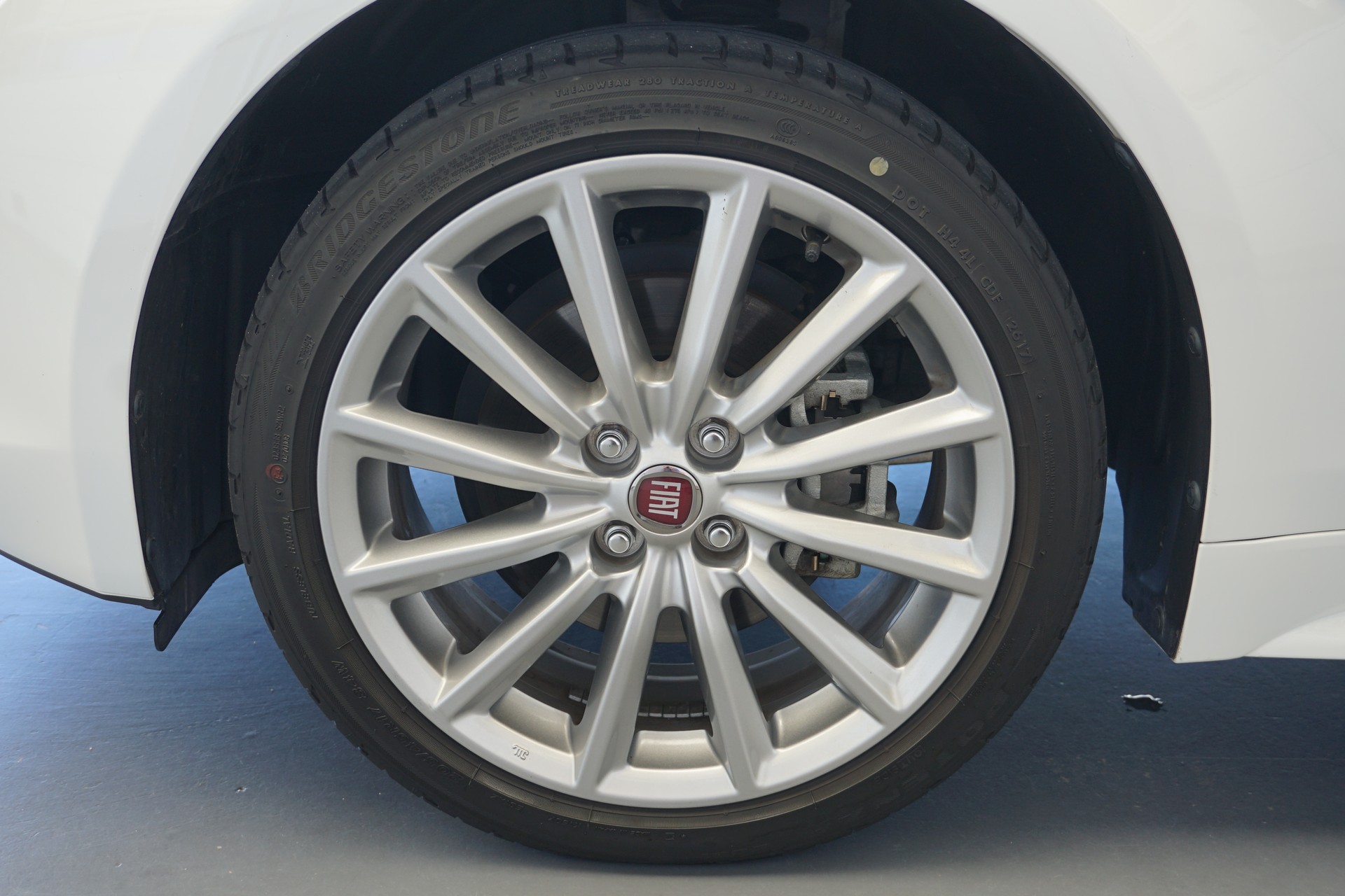 FIAT 124 Spider 1.4 TB Lusso Automat 140PS-image-21