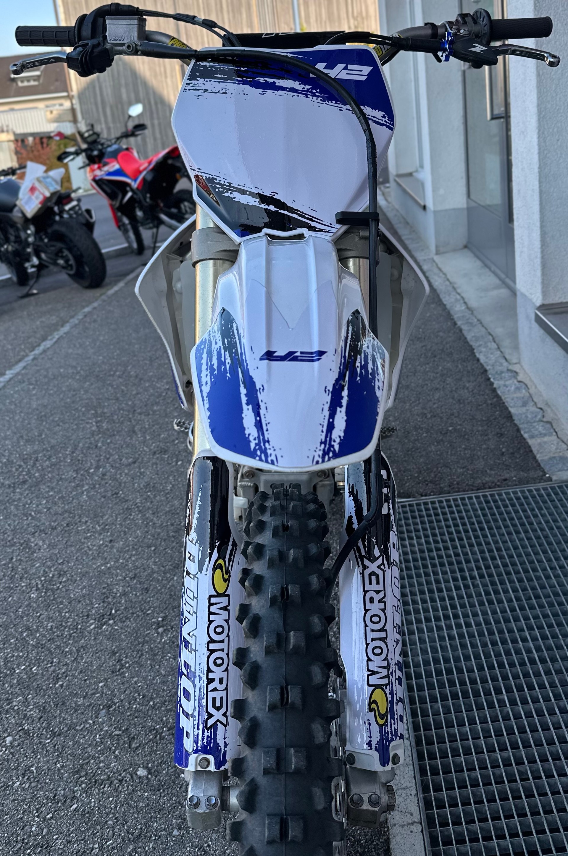YAMAHA WR 250 F 4T-image-1
