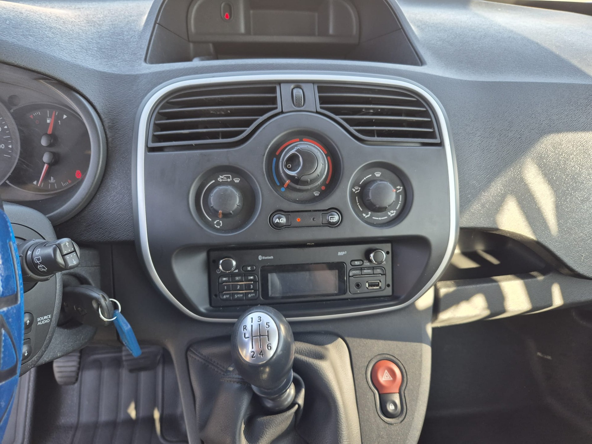RENAULT Kangoo Maxi dCi 110 Business 2 Plätze / 2 places-image-25