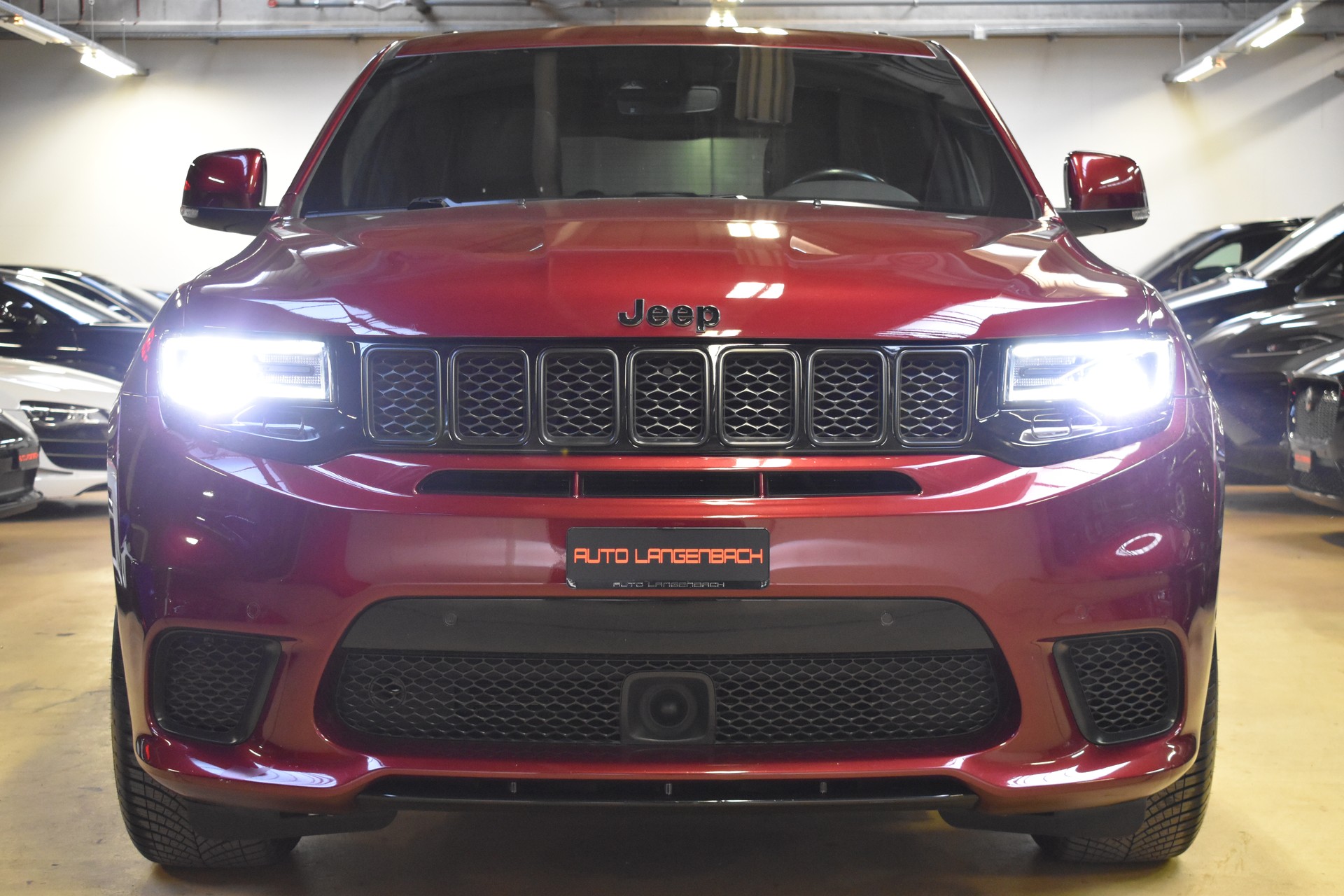 JEEP Grand Cherokee 6.2 V8 HEMI Trackhawk Automatic-image-6