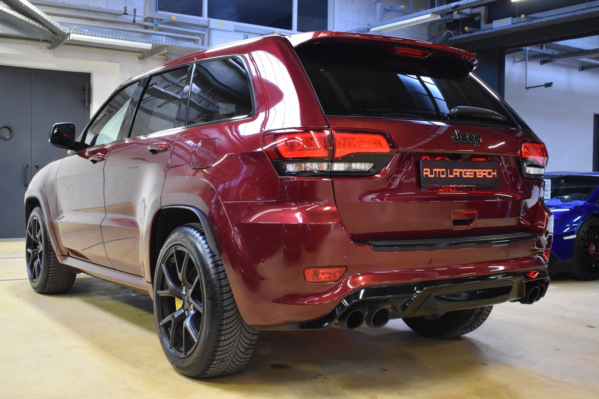 JEEP Grand Cherokee 6.2 V8 HEMI Trackhawk Automatic-showroom-element-2
