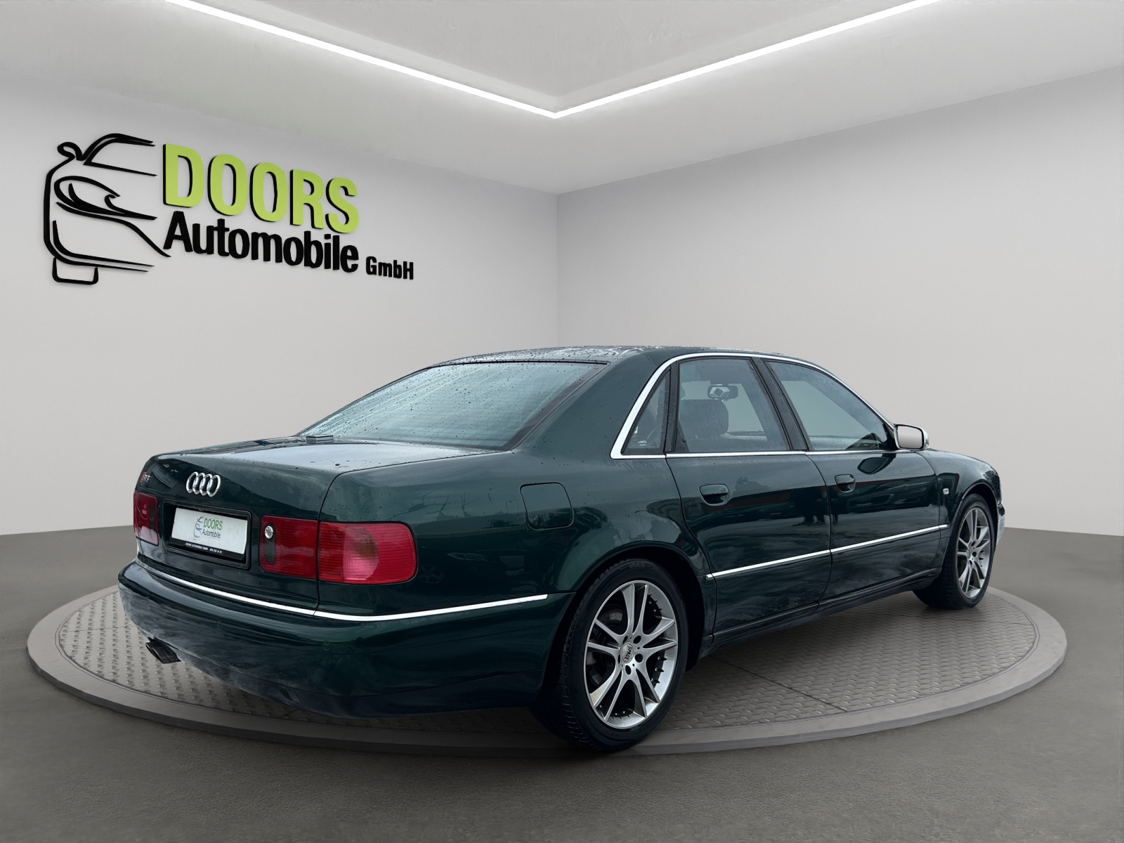 AUDI S8 4.2 quattro-showroom-element-3