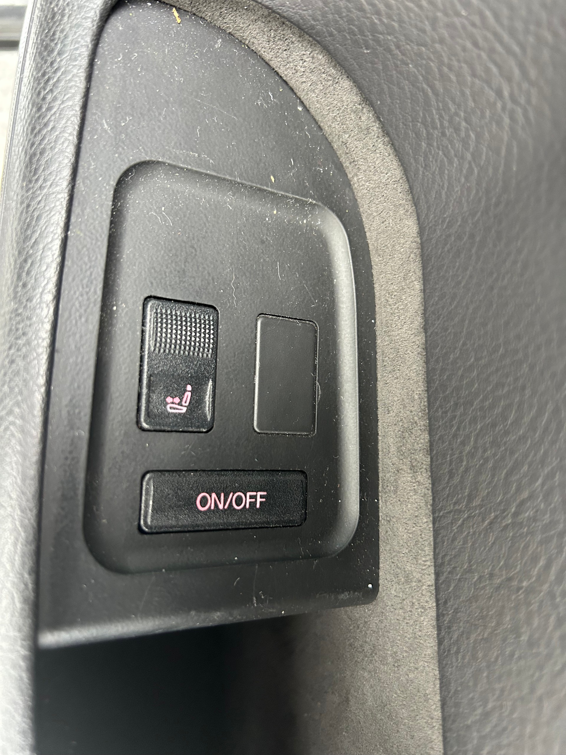 AUDI S8 4.2 quattro-image-25