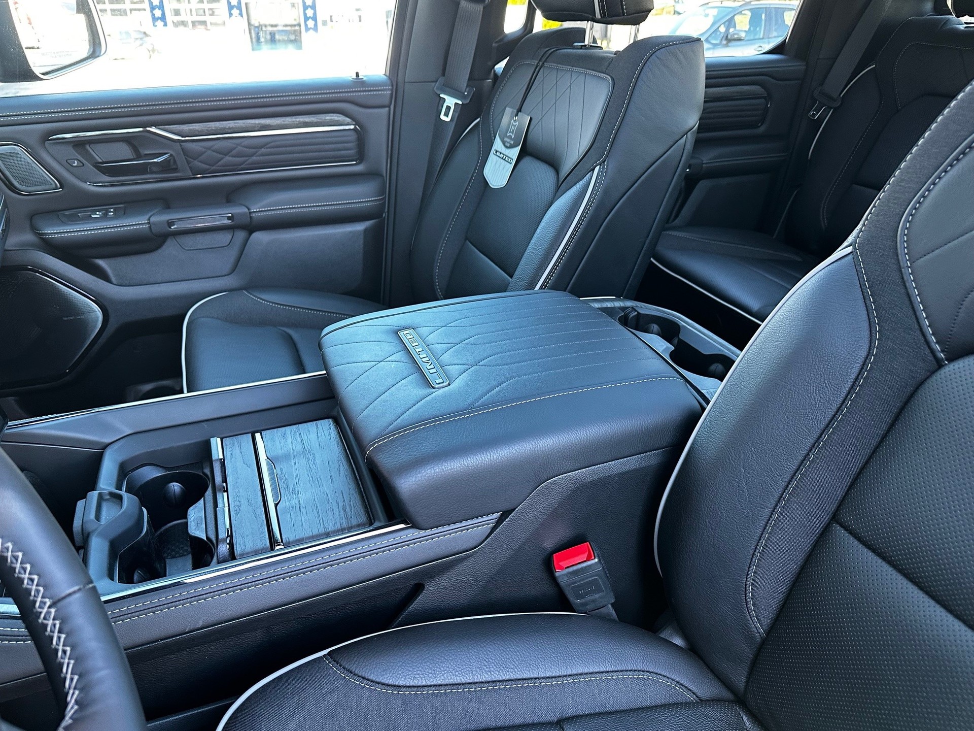 DODGE Ram 1500 Limited Night Edition Hurrican 540 PS-image-15