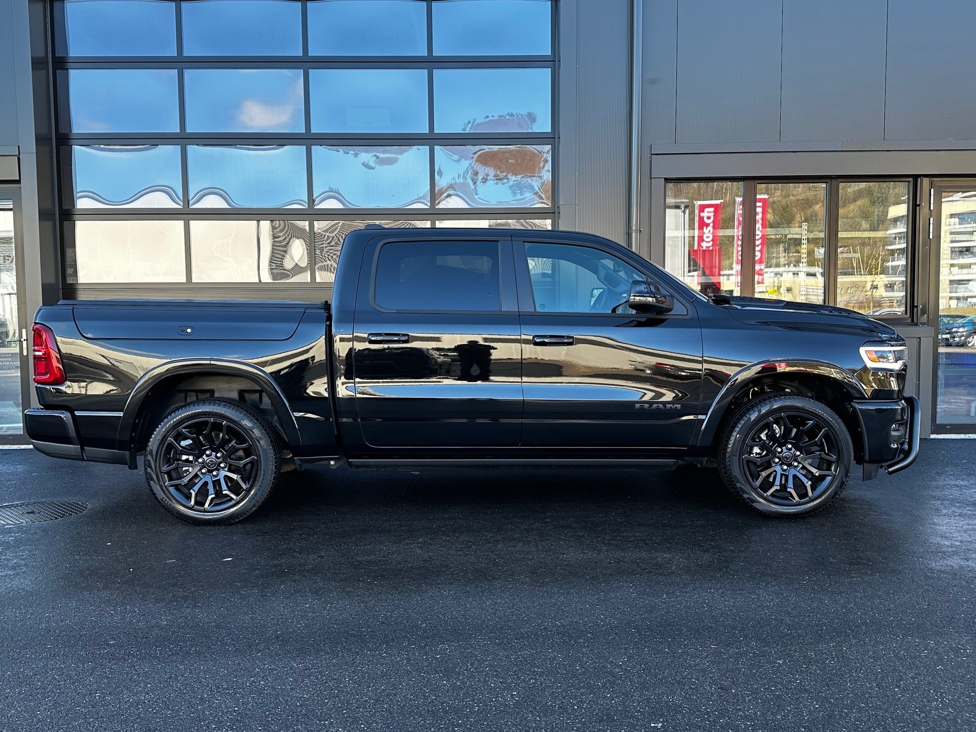 DODGE Ram 1500 Limited Night Edition Hurrican 540 PS