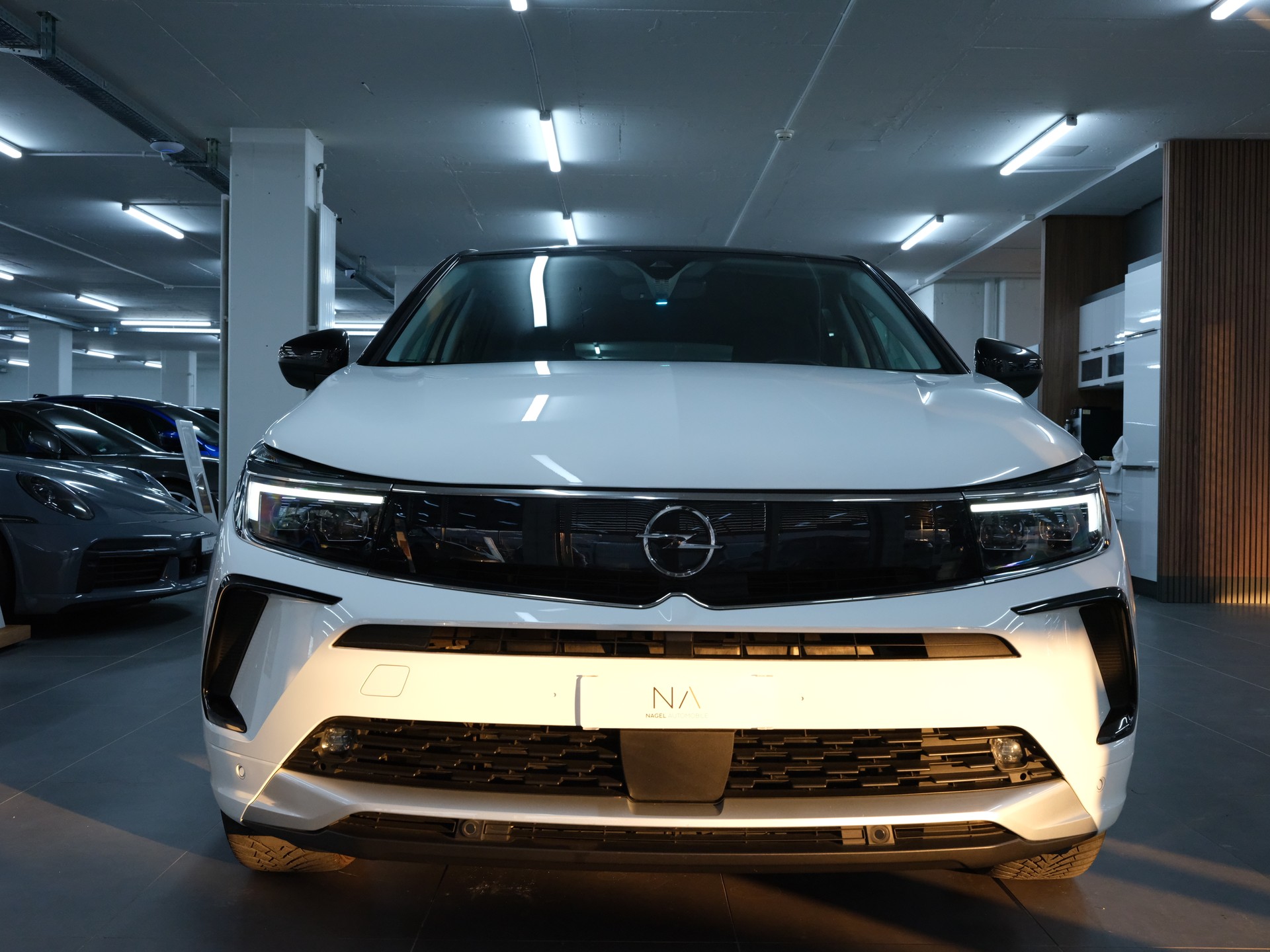 OPEL Grandland 1.6 Hybrid Ultimate Automatik-image-7