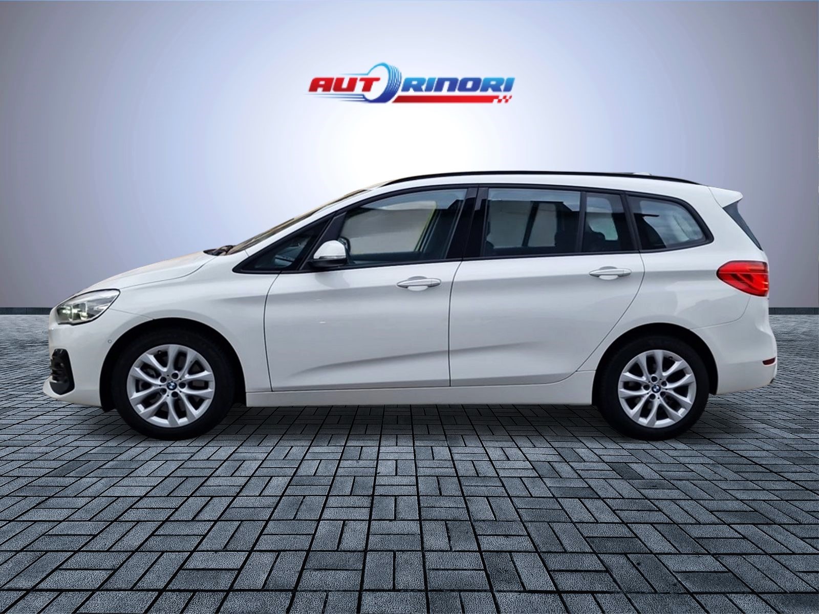 BMW 218d xDrive Gran Tourer Steptronic-showroom-element-3