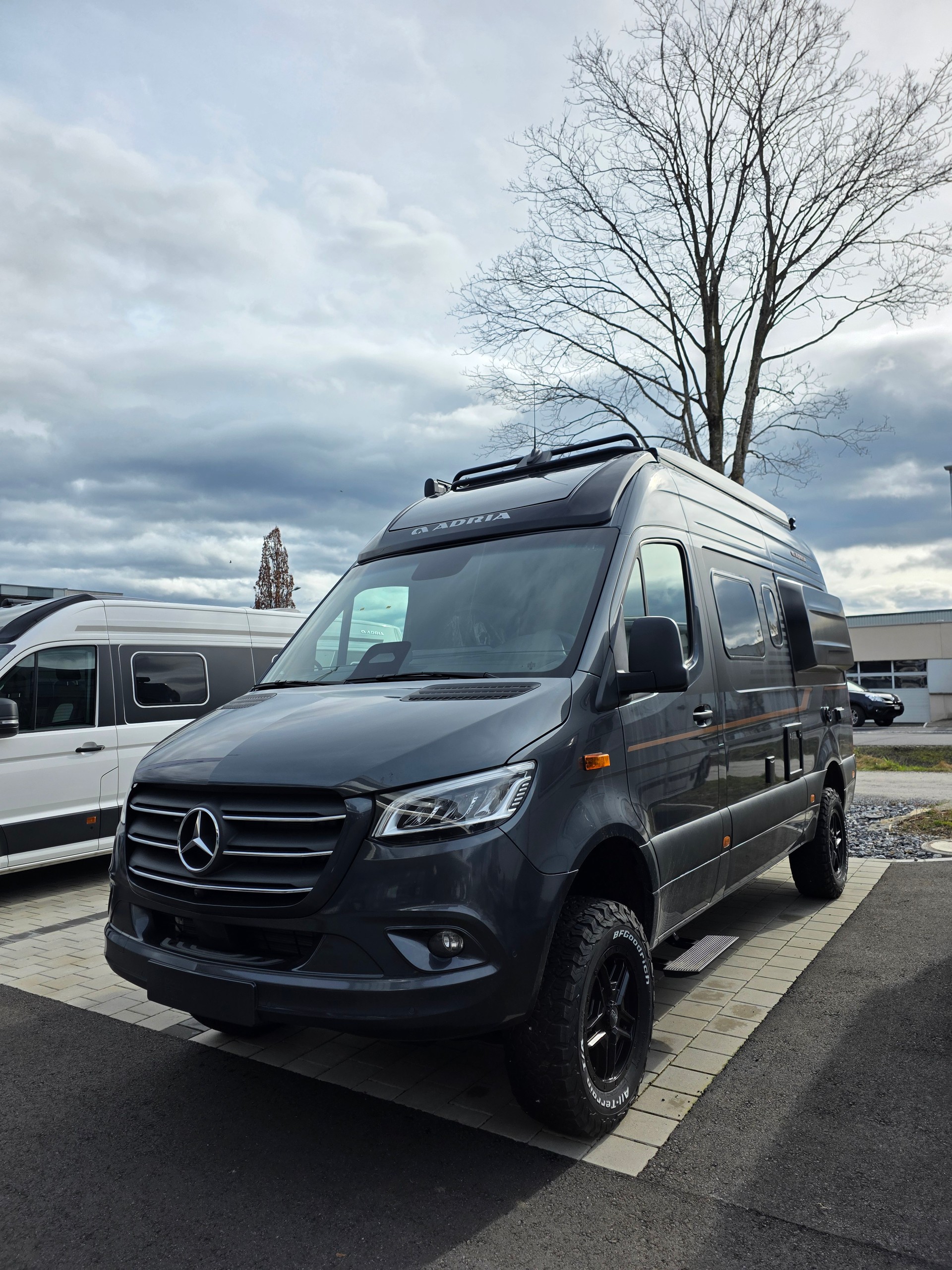 ADRIA SUPERTWIN-showroom-element-2