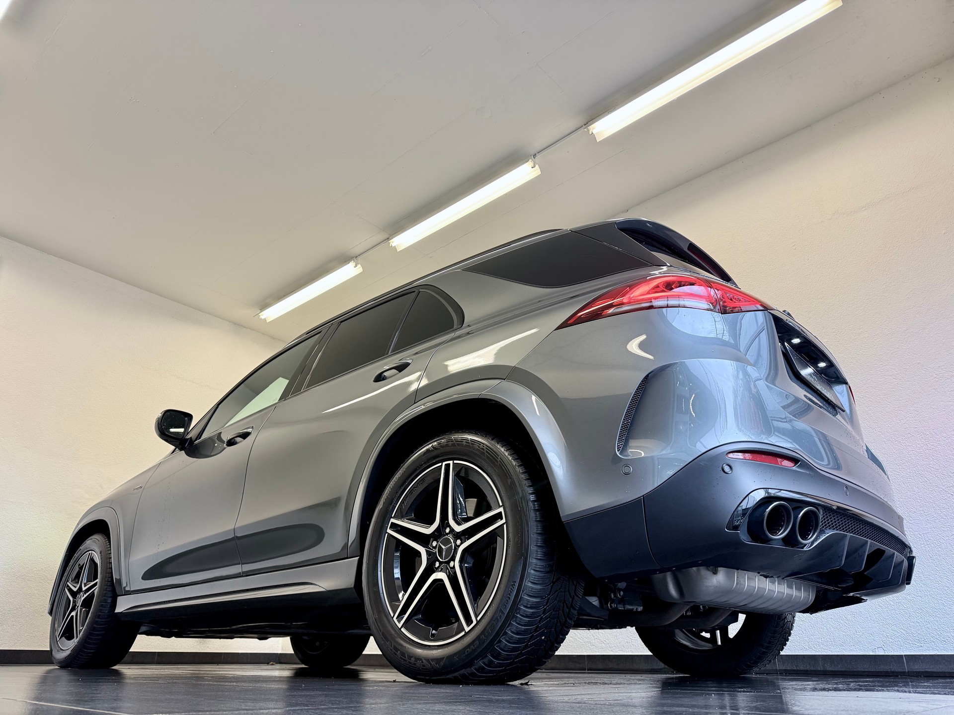 MERCEDES-BENZ GLE 53 AMG "7-Sitzer" 4Matic+ 9G-Speedshift-image-8