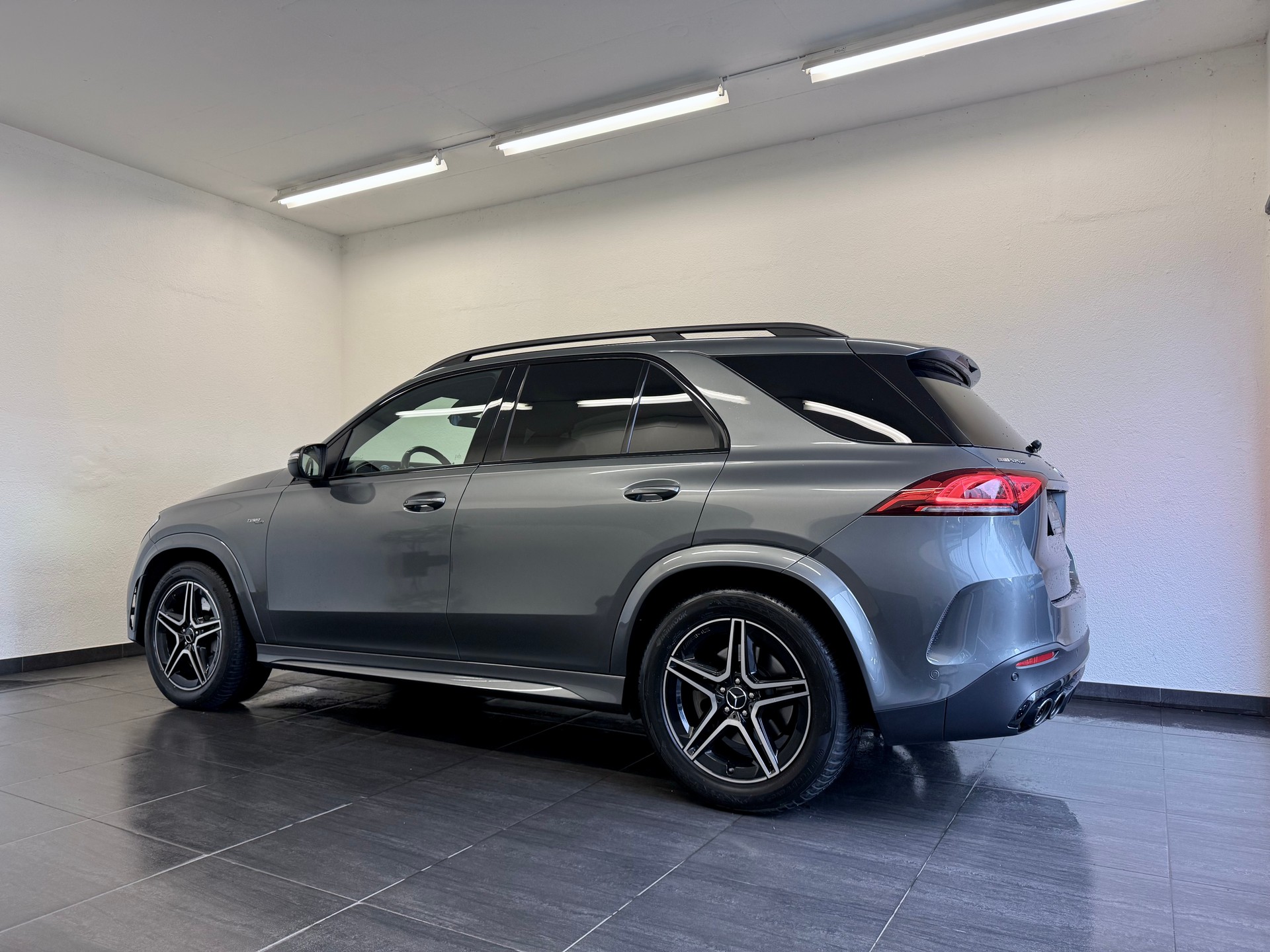 MERCEDES-BENZ GLE 53 AMG "7-Sitzer" 4Matic+ 9G-Speedshift-image-9