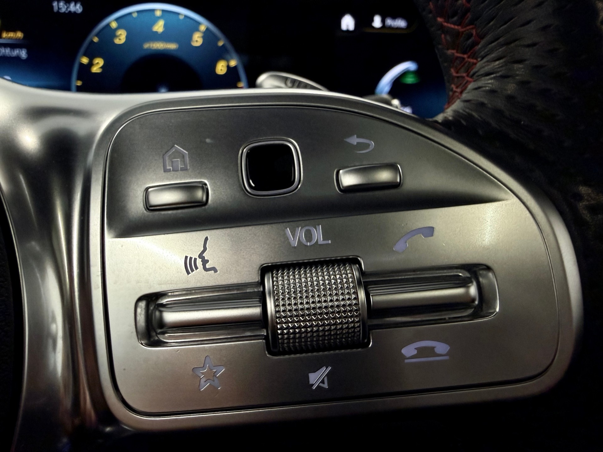 MERCEDES-BENZ GLE 53 AMG "7-Sitzer" 4Matic+ 9G-Speedshift-image-29