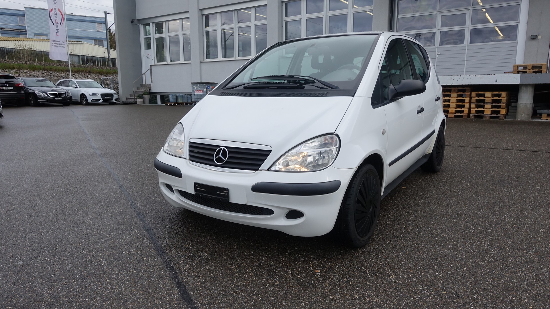 MERCEDES-BENZ A 140 Classic-image-14