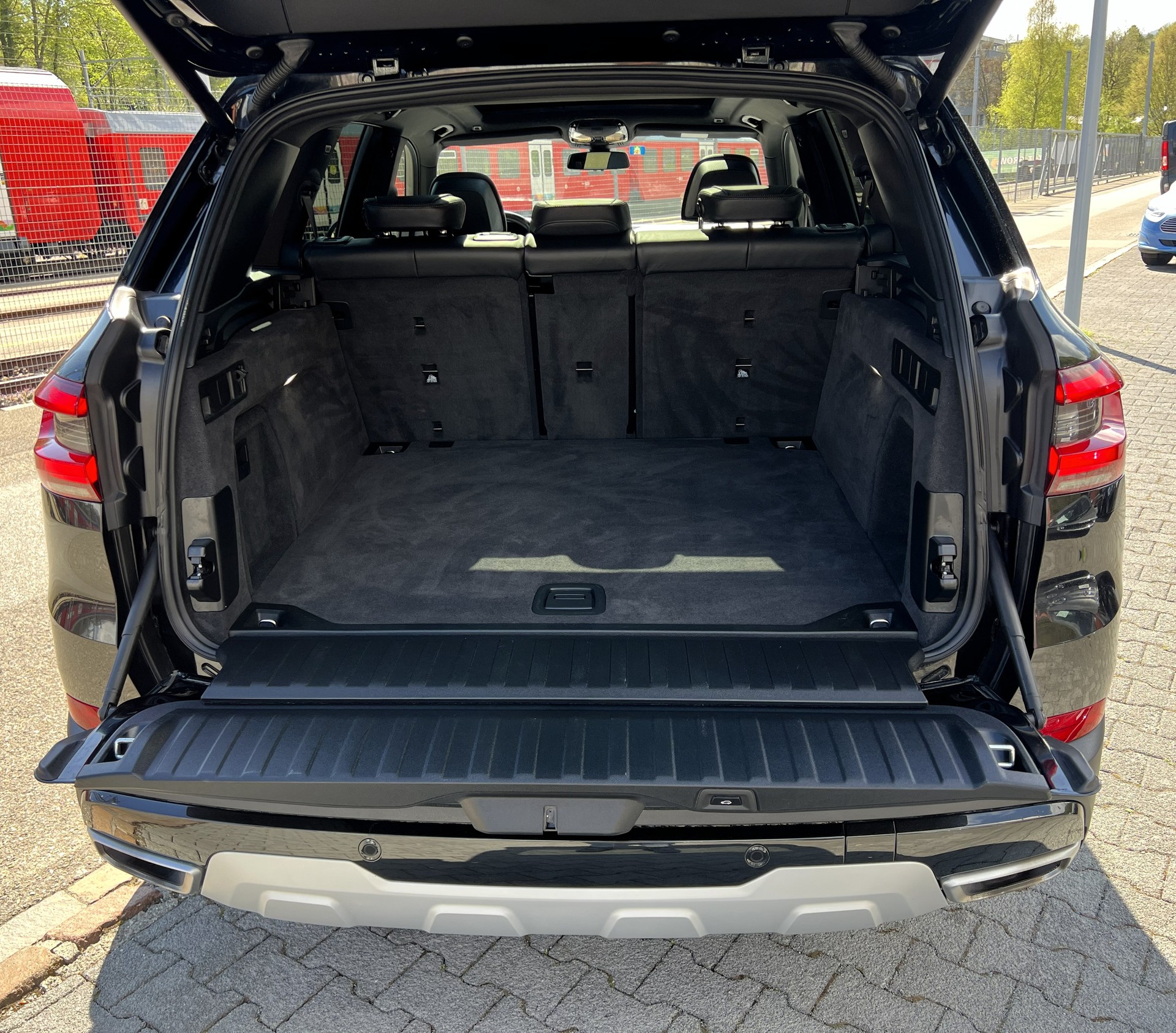 BMW X5 xDrive 48V 30d M Sport *BMW Individual*-image-12