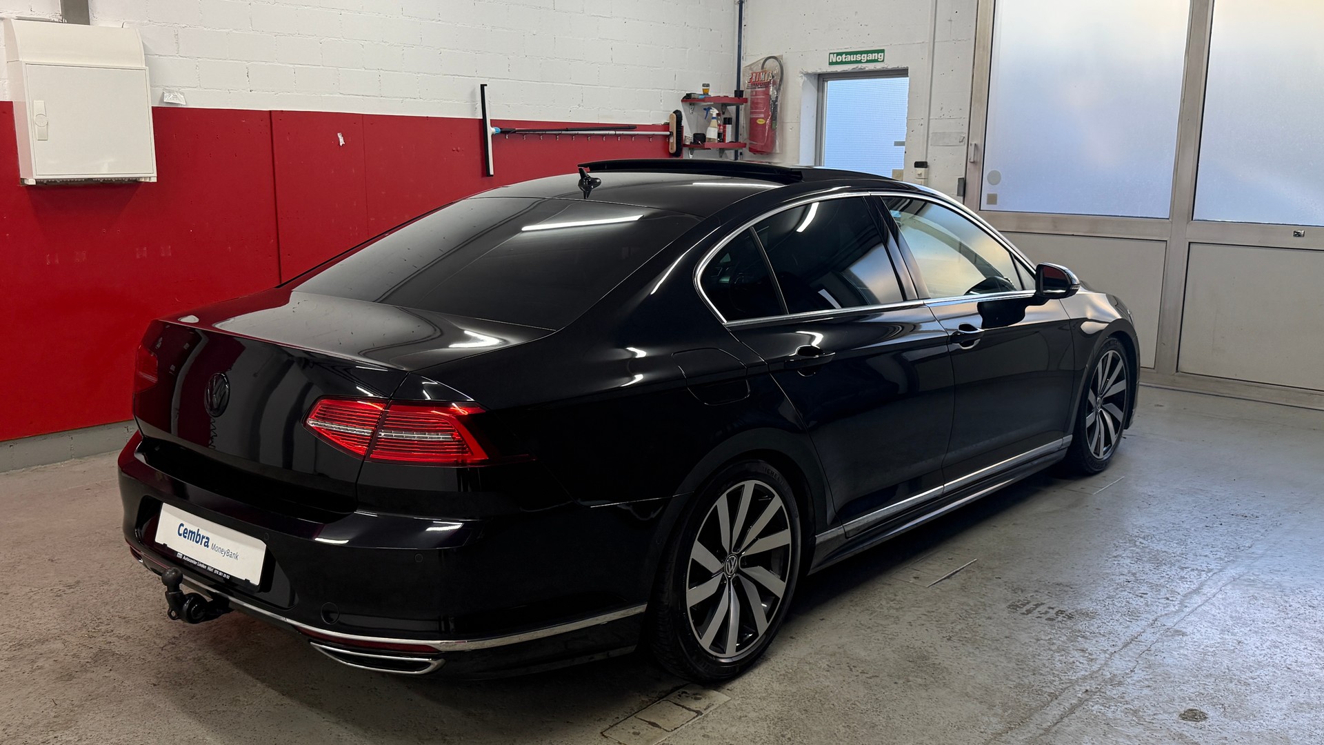 VW Passat 2.0 TDI BMT Highline, R-Line DSG 4Motion, frisch ab MFK, voller Ausstattung, Leder,Pano. AHK, 4X4, SH vo+hi, Garantie.-image-7