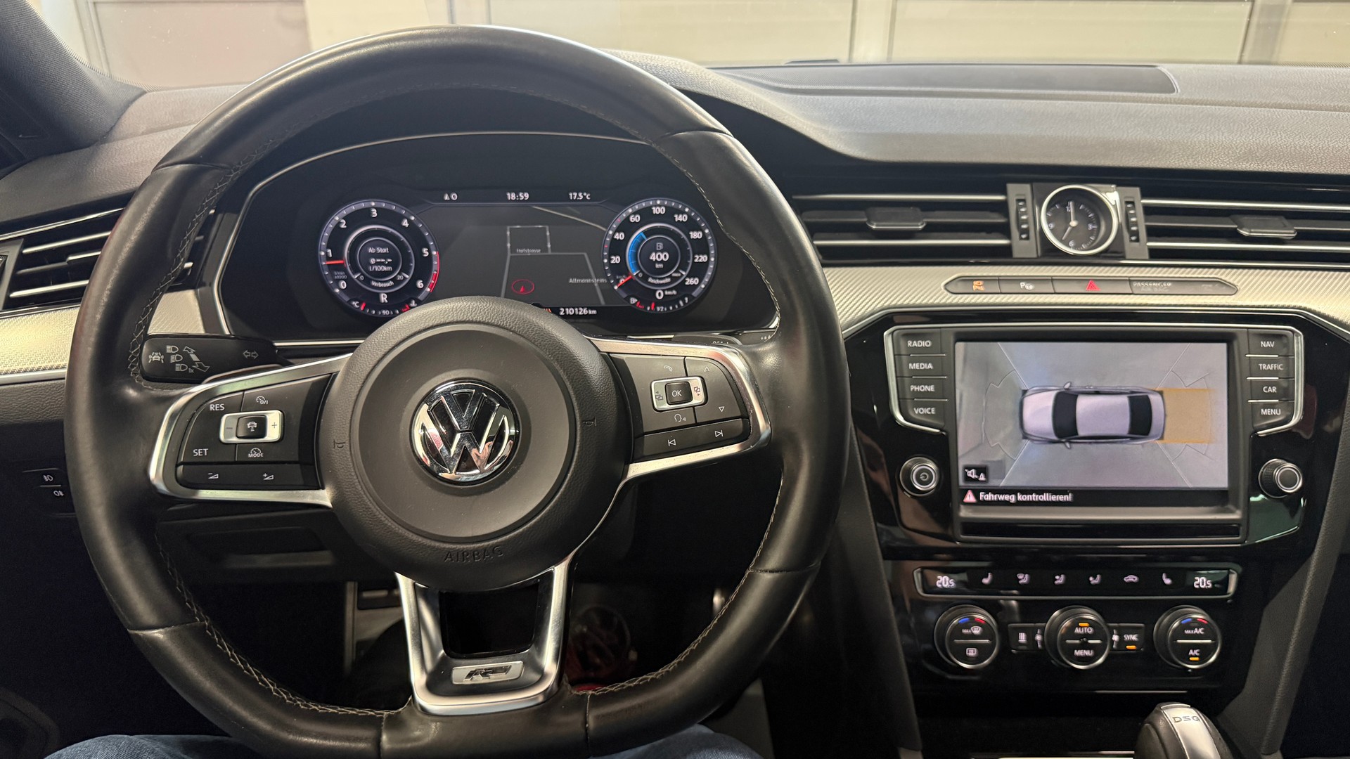 VW Passat 2.0 TDI BMT Highline, R-Line DSG 4Motion, frisch ab MFK, voller Ausstattung, Leder,Pano. AHK, 4X4, SH vo+hi, Garantie.-image-23