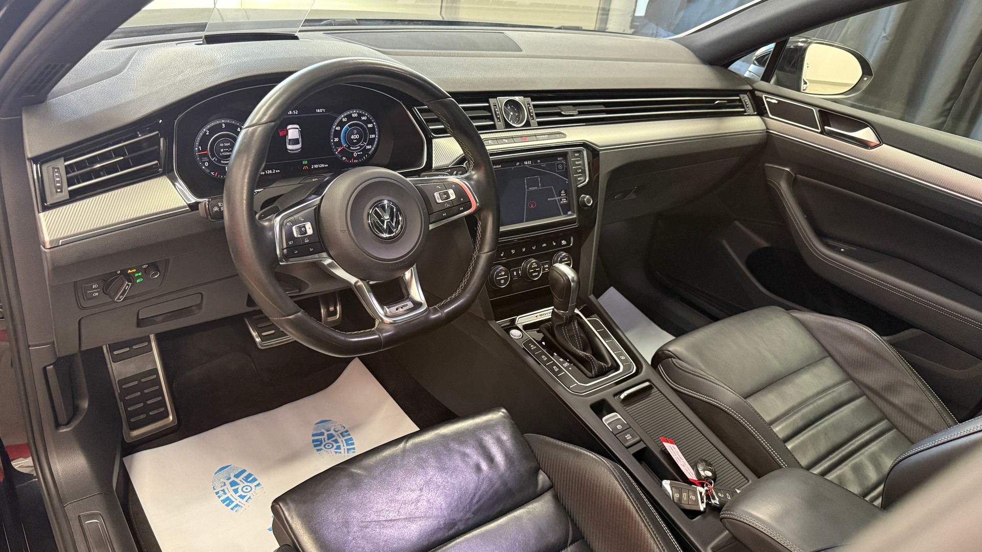 VW Passat 2.0 TDI BMT Highline, R-Line DSG 4Motion, frisch ab MFK, voller Ausstattung, Leder,Pano. AHK, 4X4, SH vo+hi, Garantie.-image-11