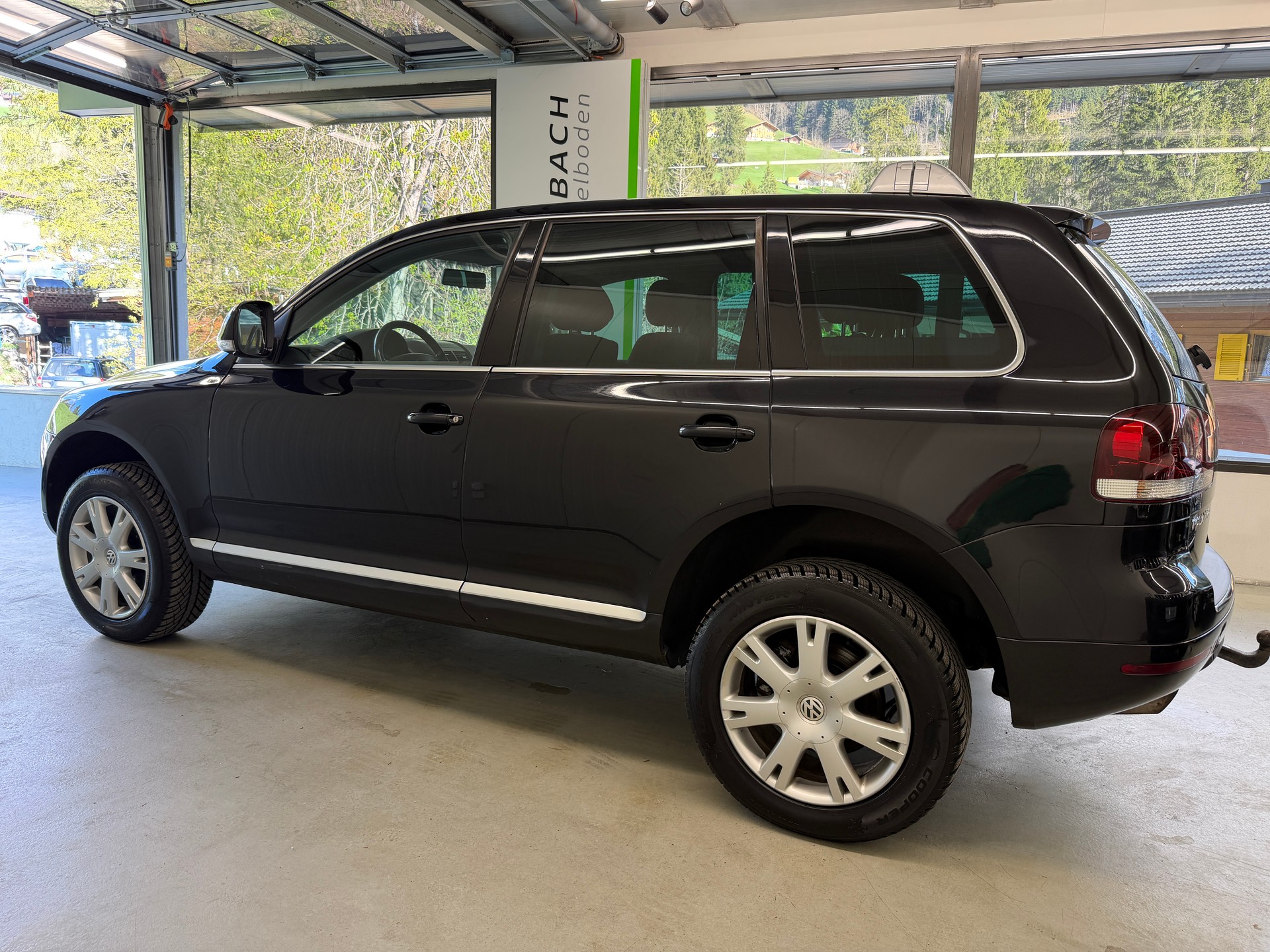 VW Touareg 2.5 TDI 6-Gang-image-6