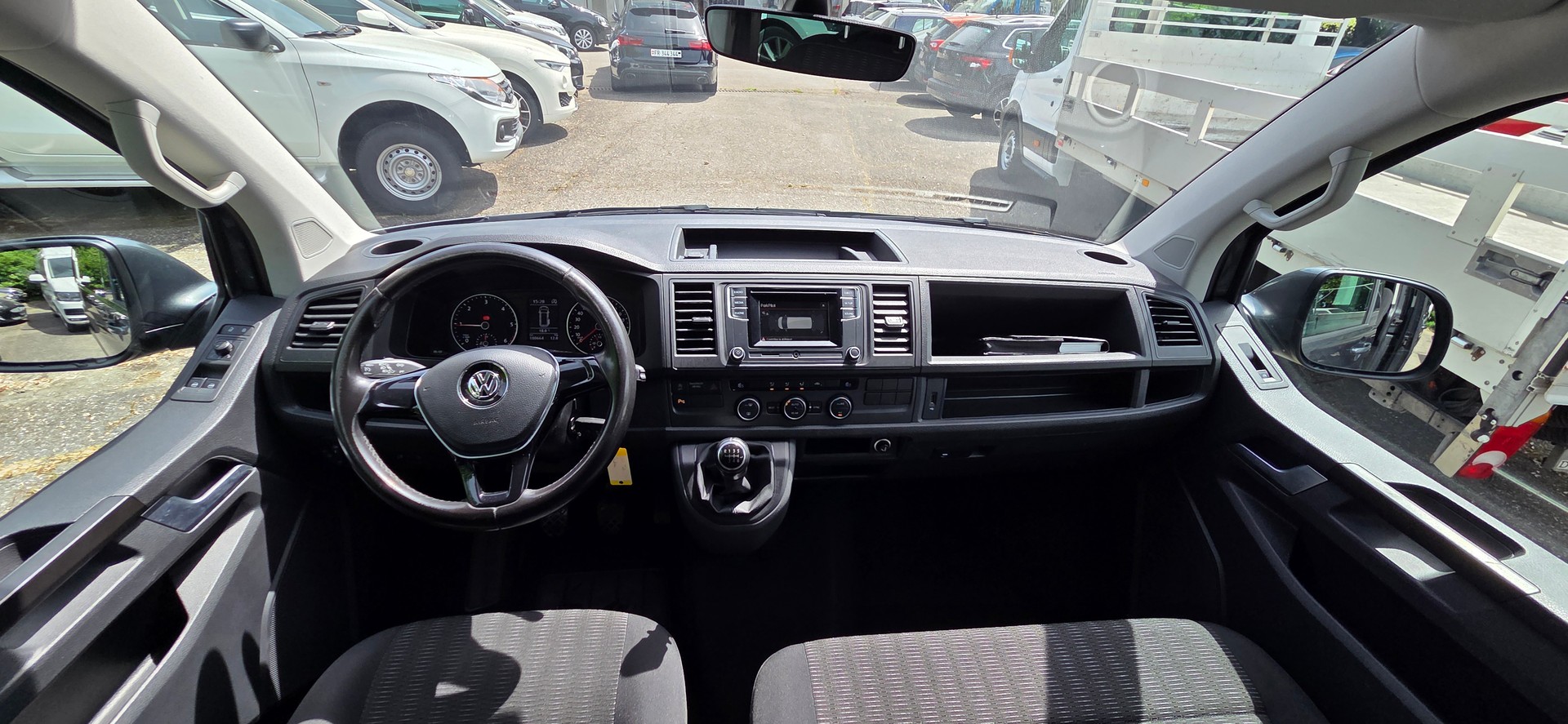 VW T6 Caravelle 2.0 TDI Comfortline LWB-image-10