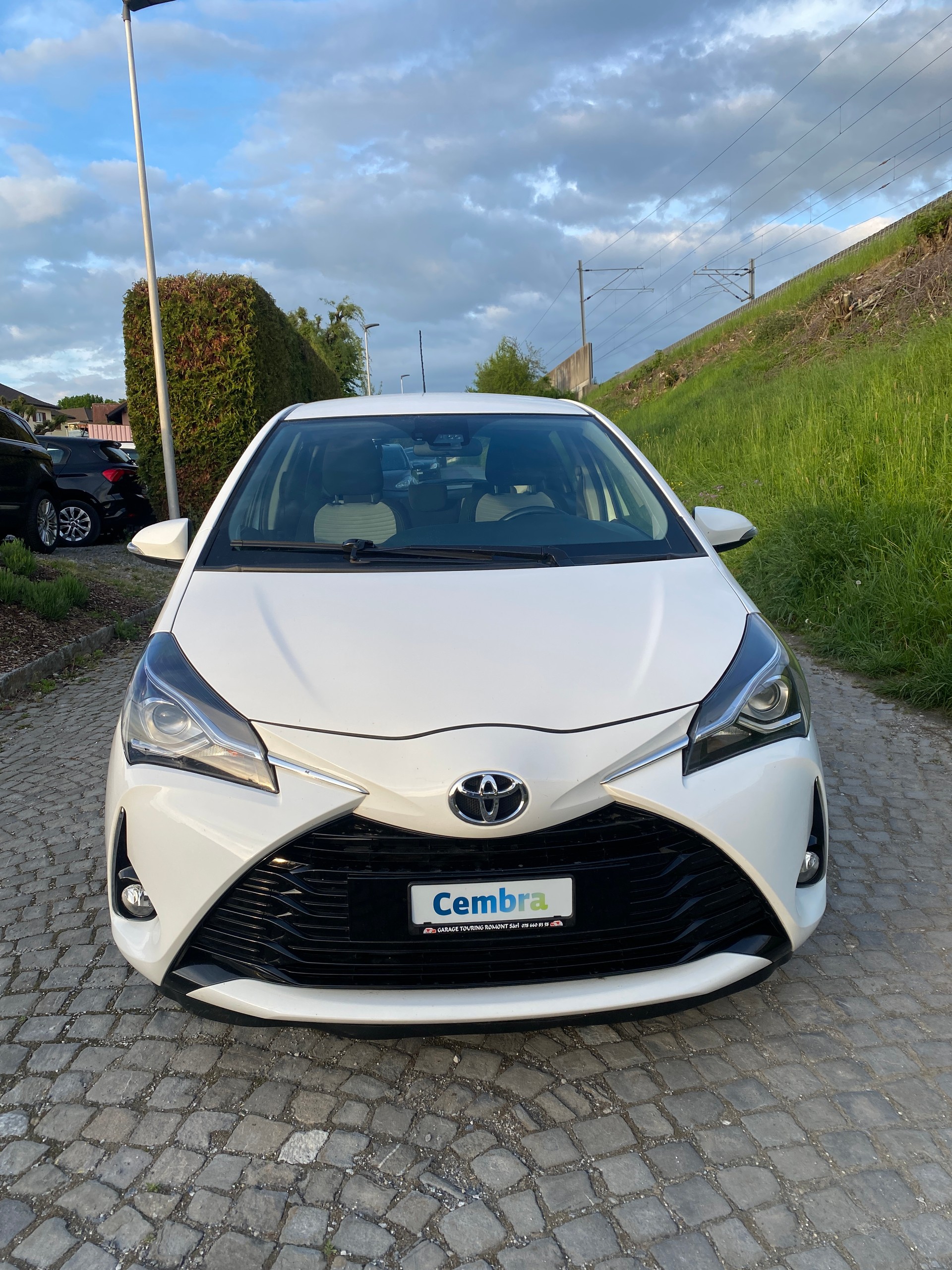 TOYOTA Yaris 1.5 Comfort