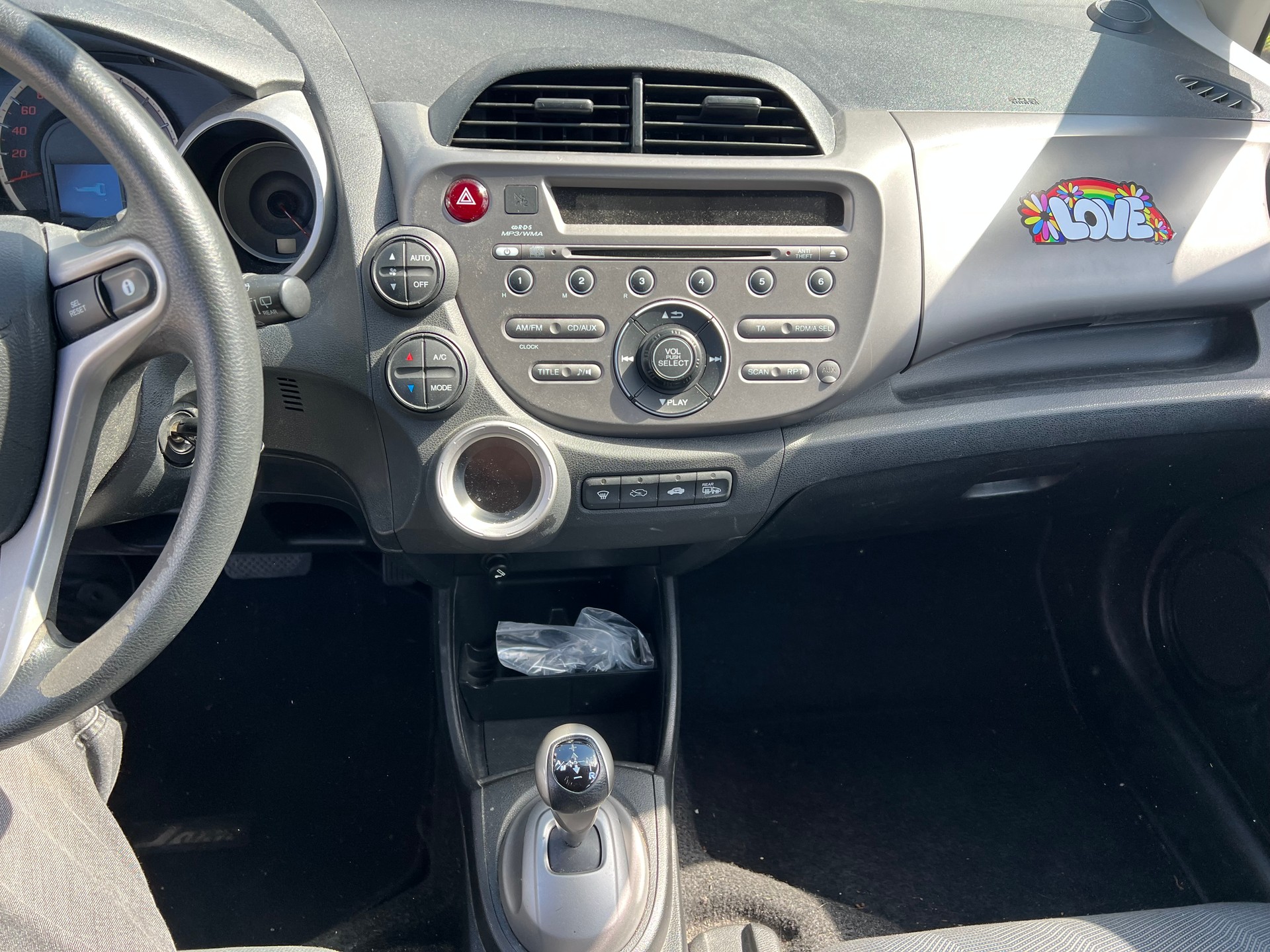HONDA Jazz 1.4i Elegance i-Shift-image-6