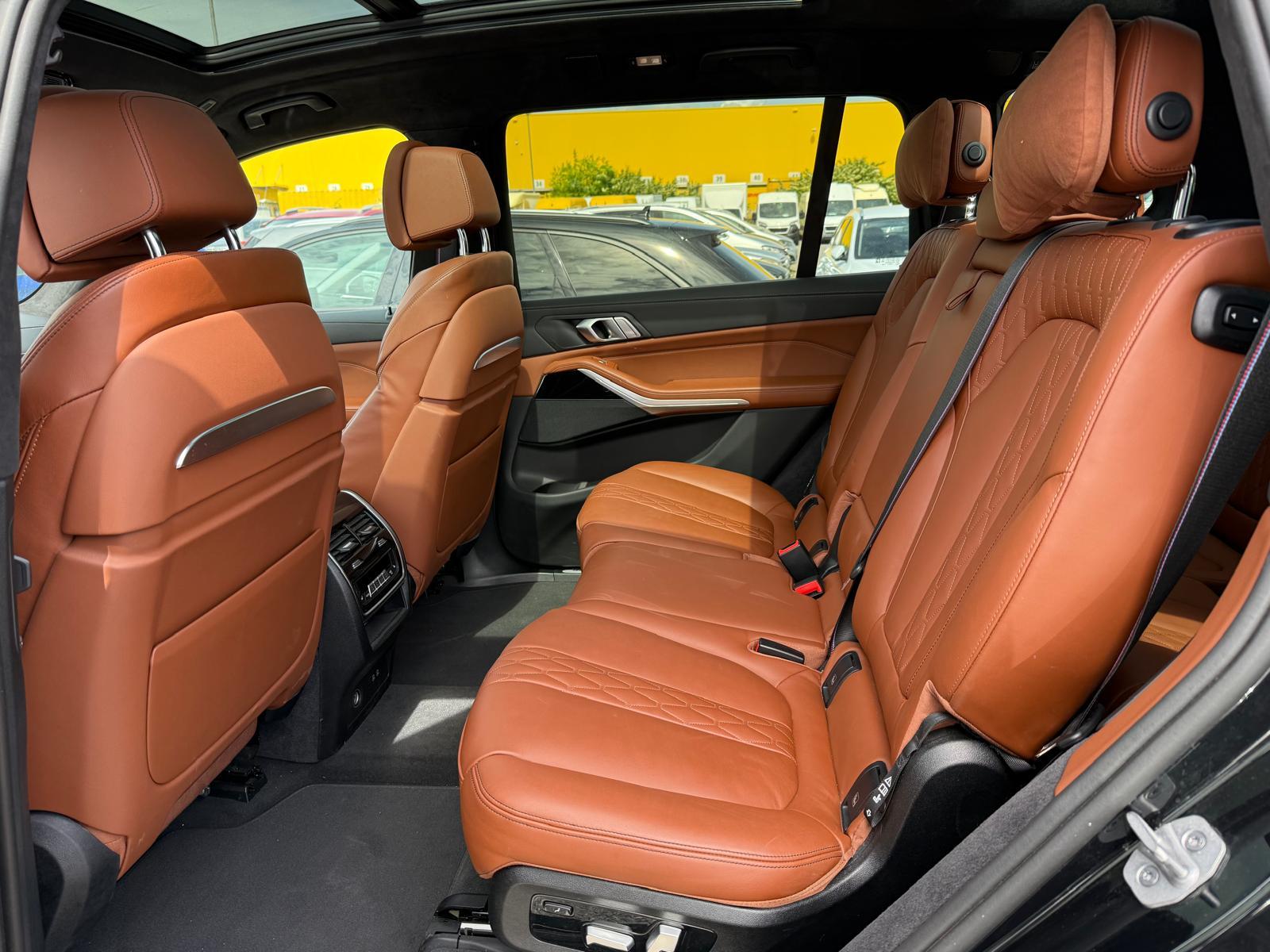 BMW X7 xDrive 48V 40d M Sport Pro Steptronic-image-16