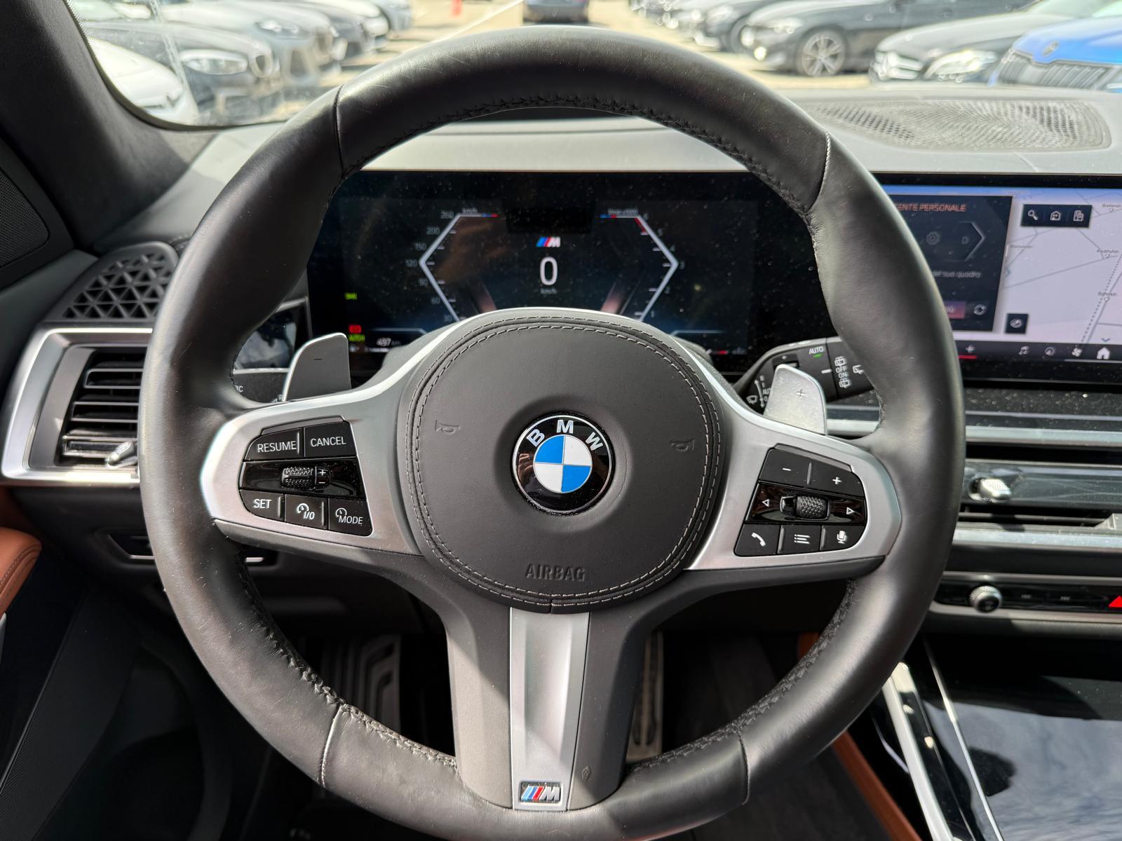BMW X7 xDrive 48V 40d M Sport Pro Steptronic-image-25