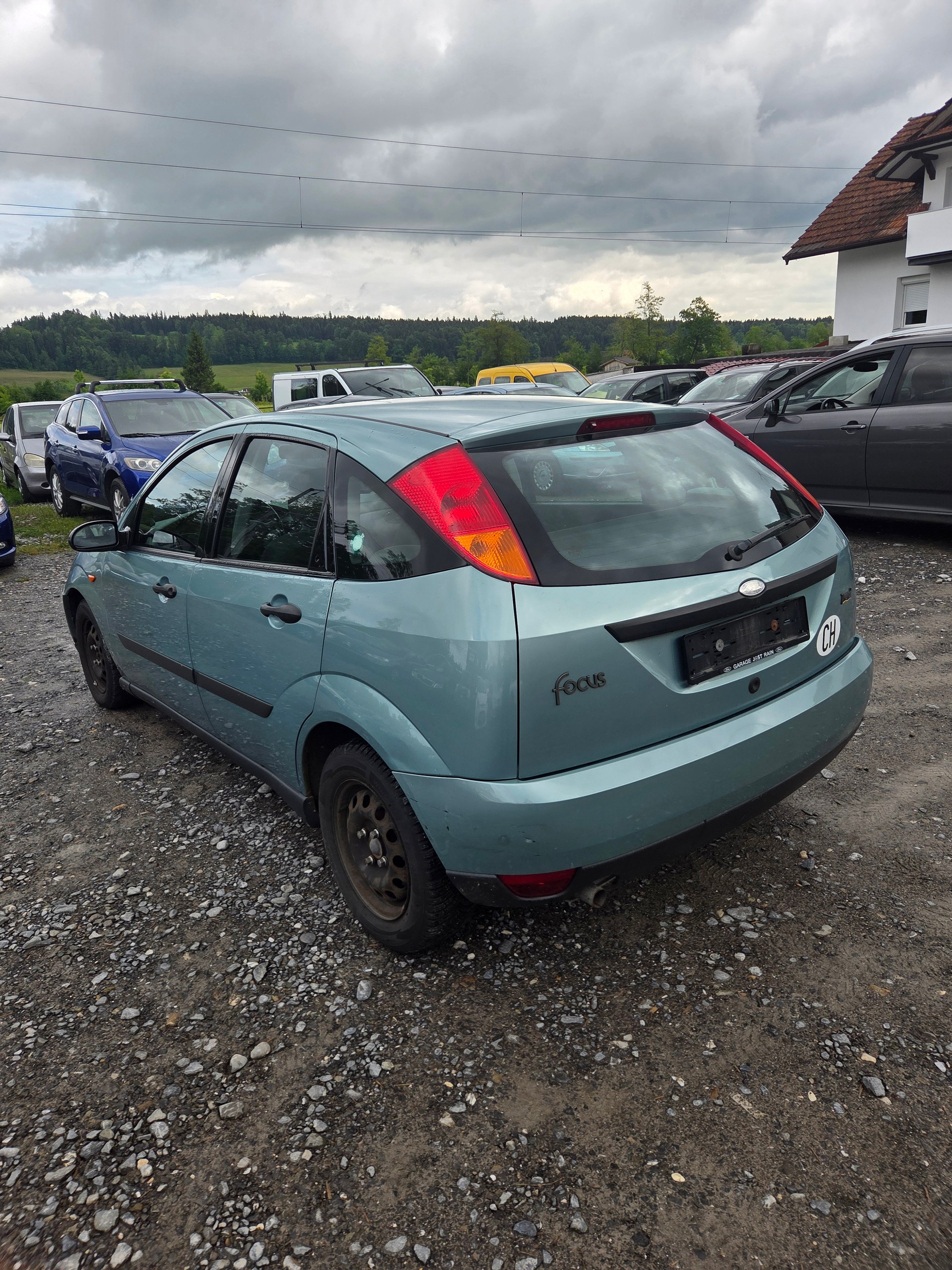 FORD Focus 2.0i 16V Trend-image-3