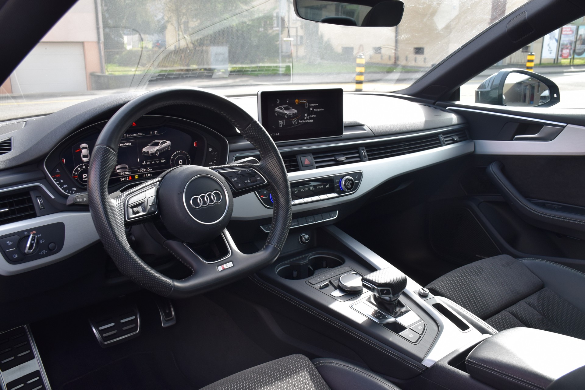 AUDI A5 Coupé 2.0 TFSI Sport-image-9