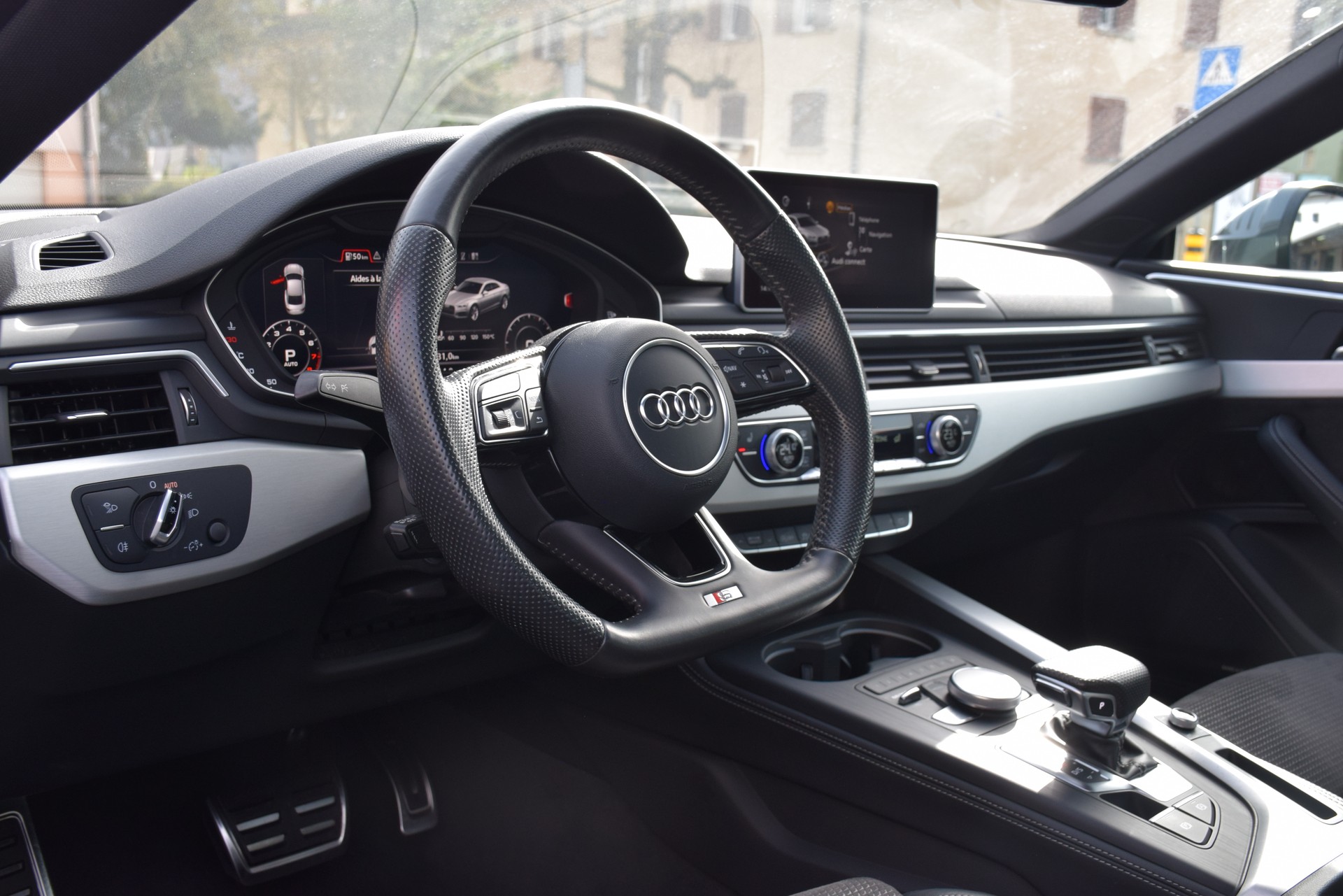 AUDI A5 Coupé 2.0 TFSI Sport-image-10