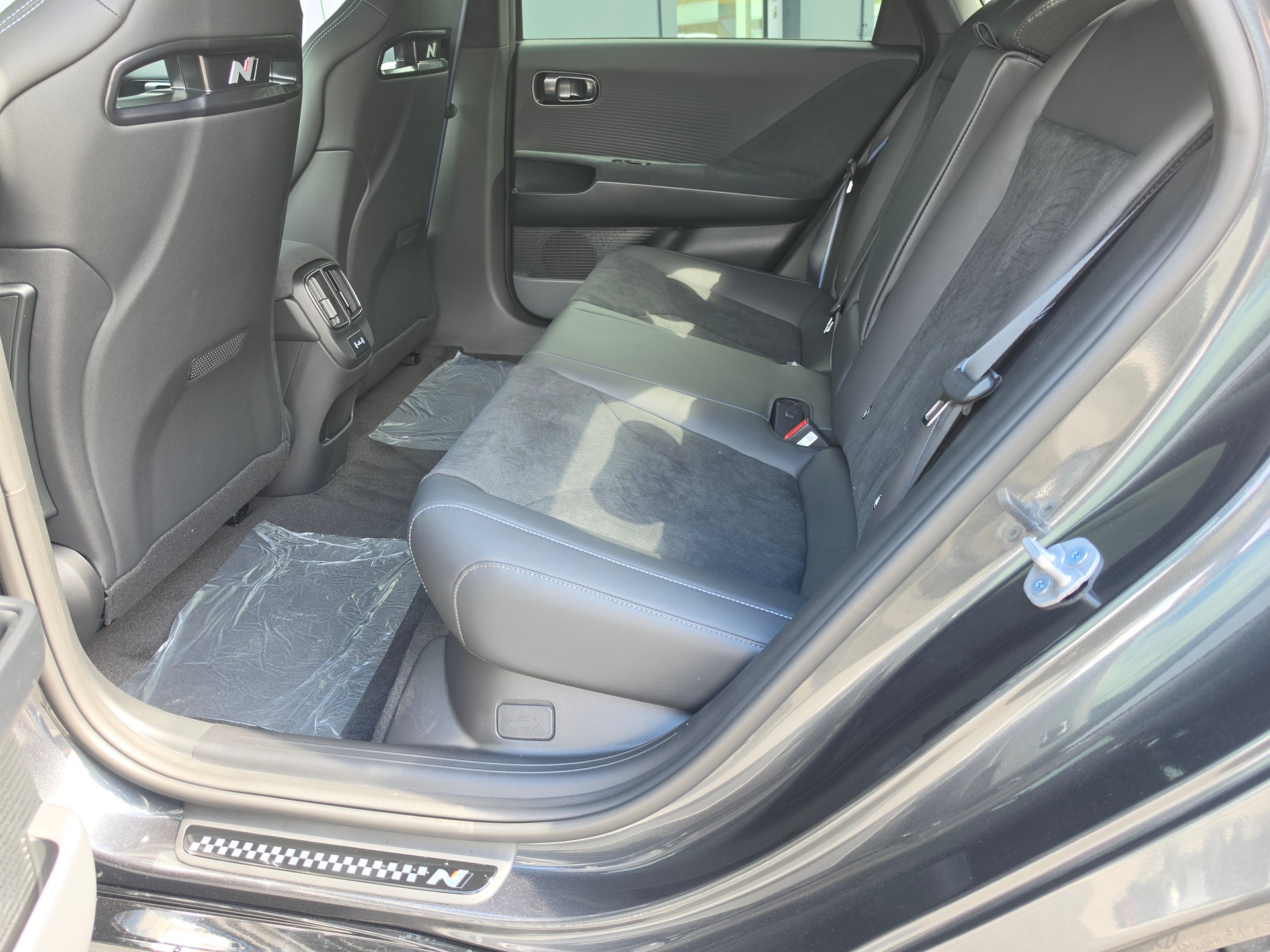 HYUNDAI Ioniq 6 84kWh N 4WD-image-14