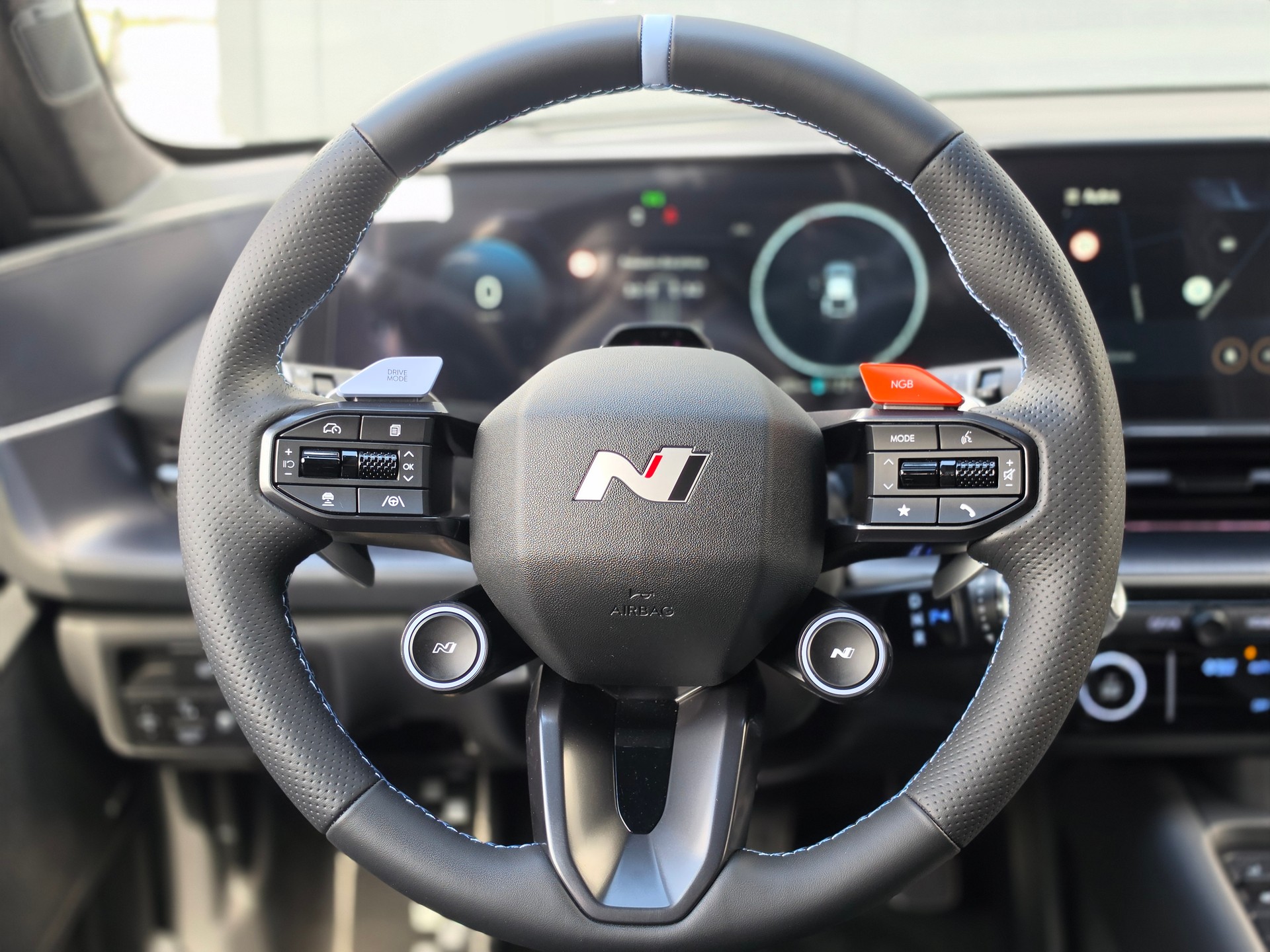 HYUNDAI Ioniq 6 84kWh N 4WD-image-4