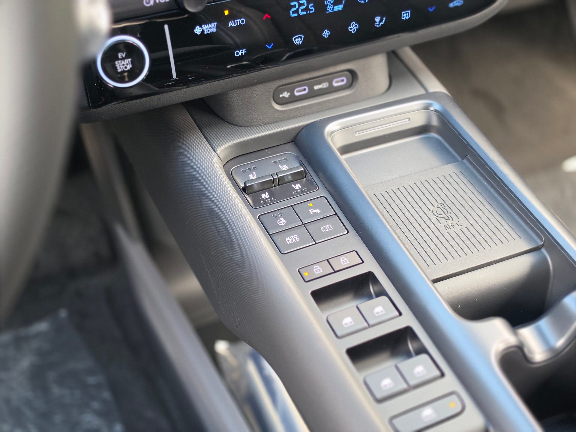 HYUNDAI Ioniq 6 84kWh N 4WD-image-6