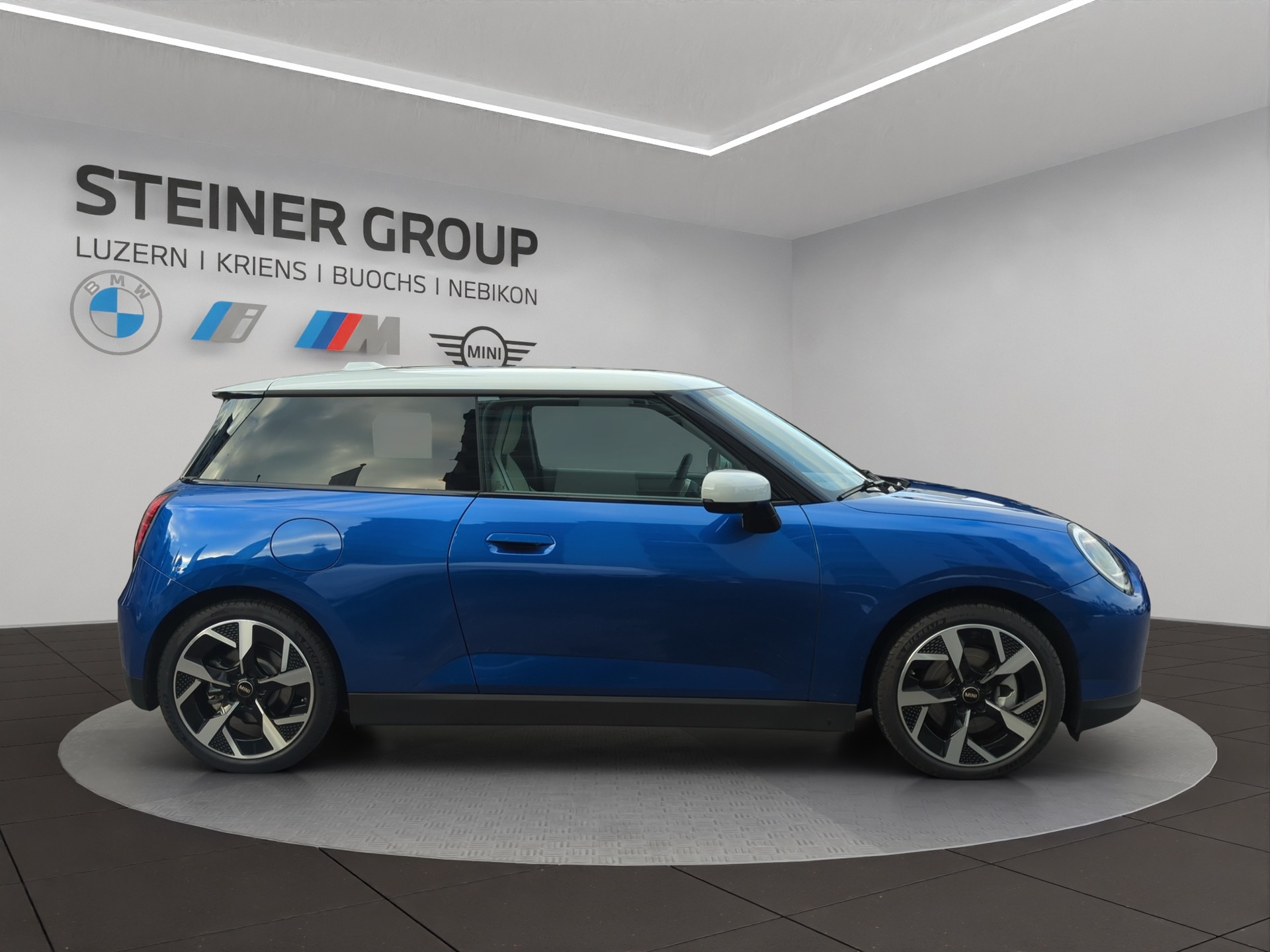 MINI Cooper SE-image-4