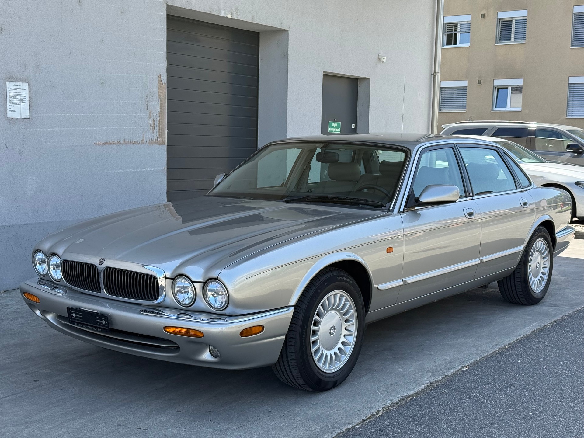JAGUAR XJ 3.2 V8 Executive