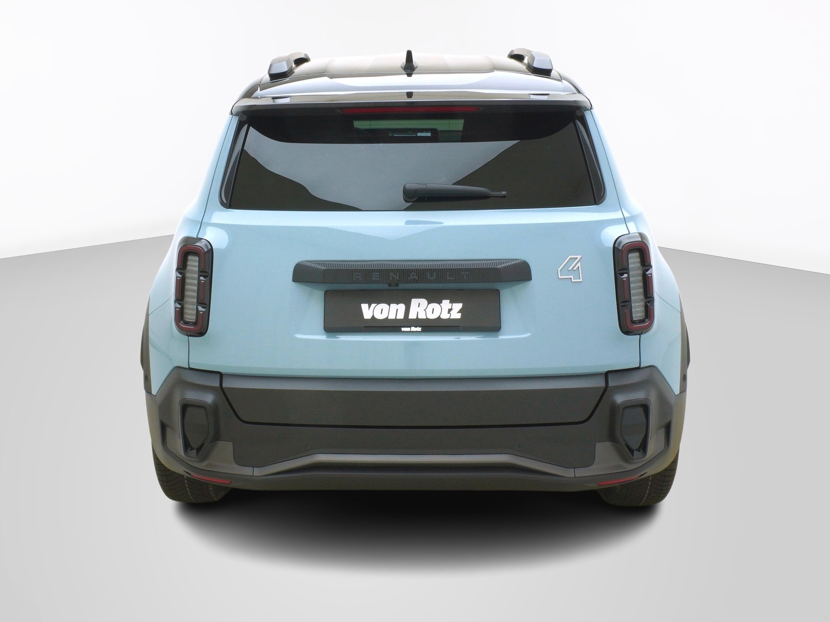 RENAULT R4 E-Tech Comfort Range iconic-showroom-element-2
