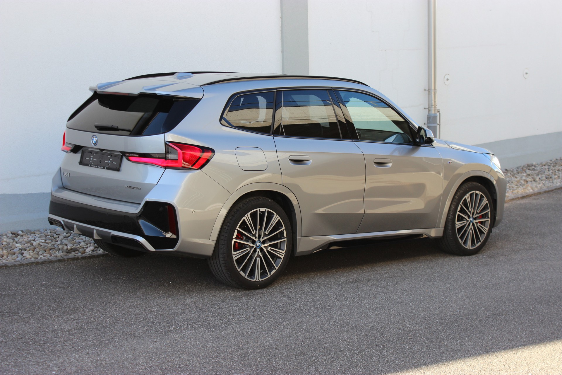 BMW iX1 xDrive 30 M Sport Pro *0.9%-LEASINGAKTION*-image-15