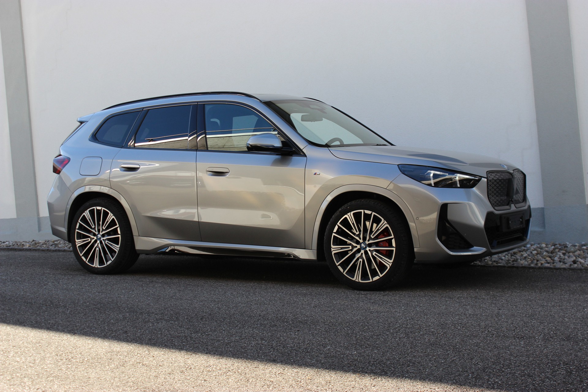 BMW iX1 xDrive 30 M Sport Pro *0.9%-LEASINGAKTION*-image-17