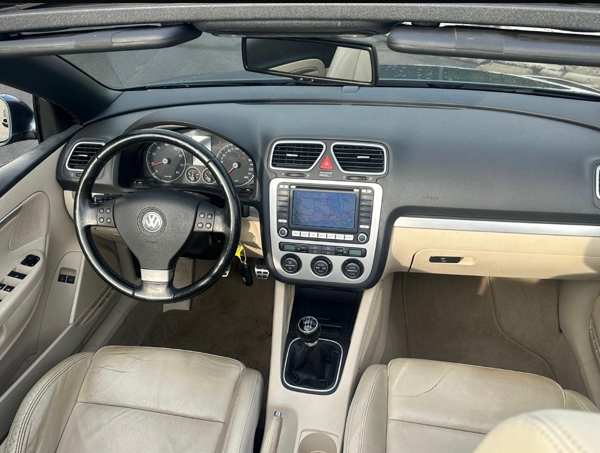 VW Eos 2.0 FSI Turbo-image-9