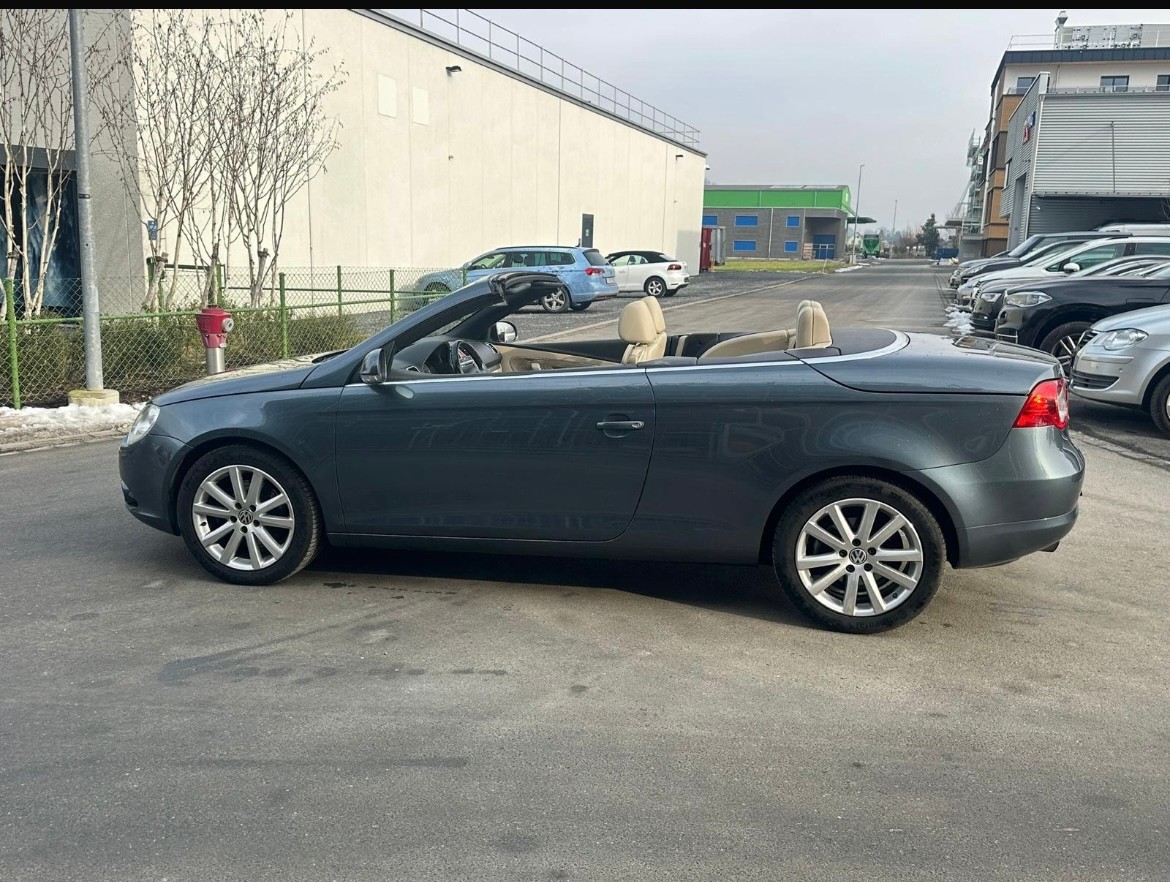 VW Eos 2.0 FSI Turbo-image-5